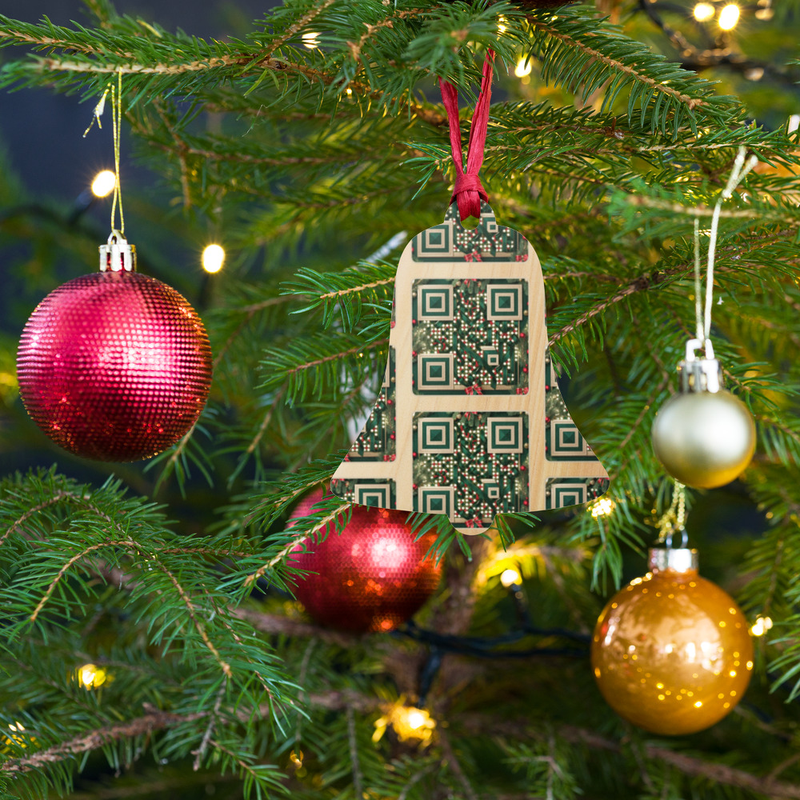 Interactive QR Christmas Wooden Ornaments