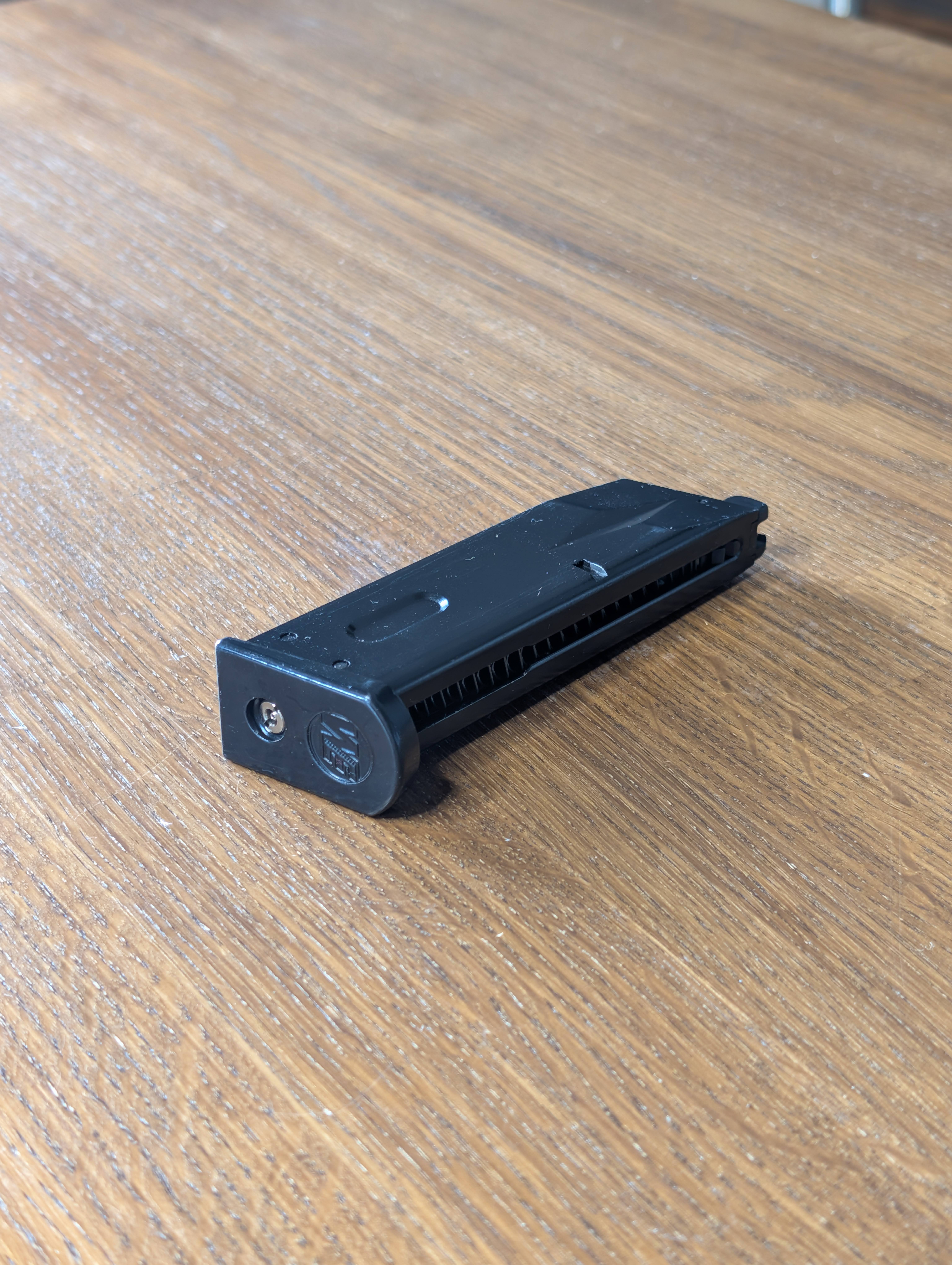 Dėtuvė Airsoft We M9/m92f Low-cap 25 Bb Naudota