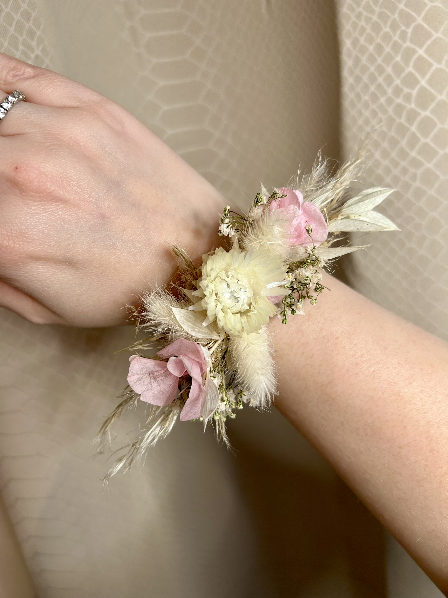 Bracelet en fleurs séchées avec ruban pour adulte
