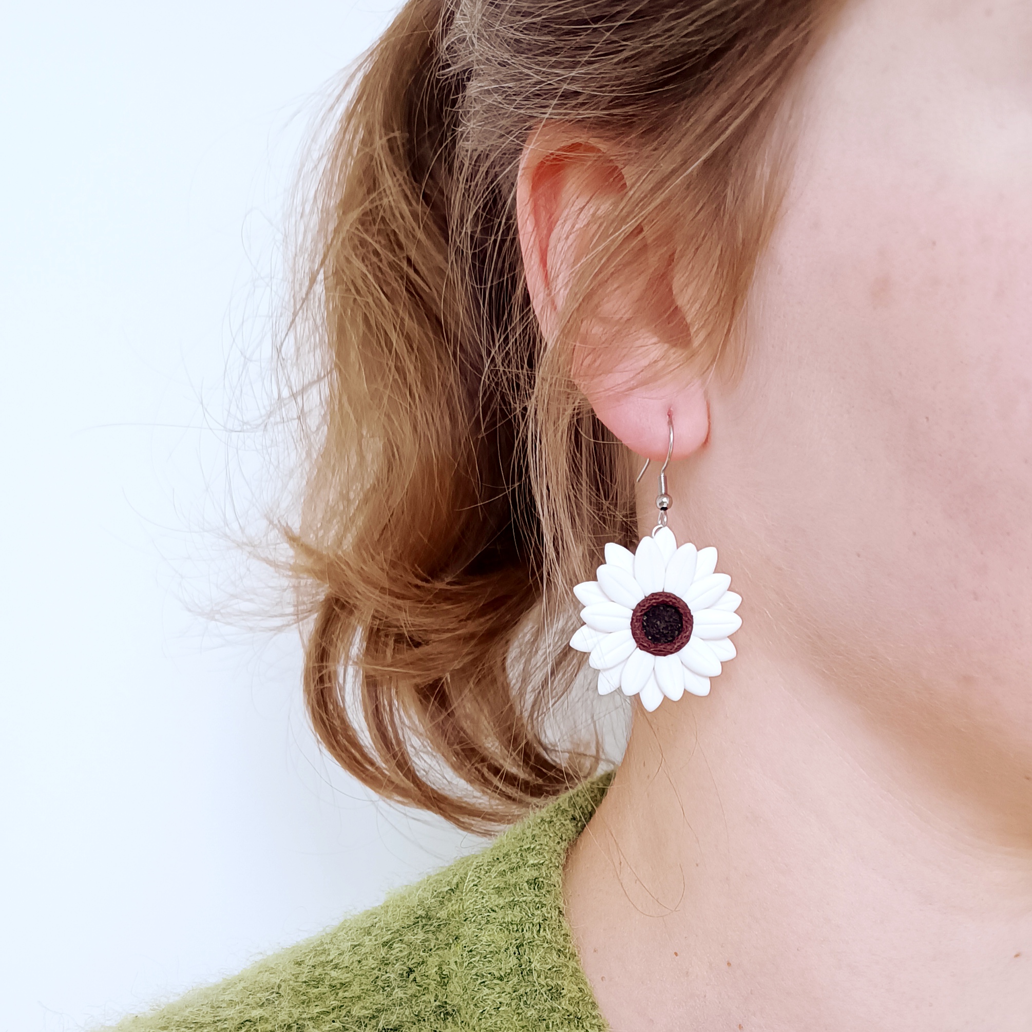 Kolczyki białe kwiaty