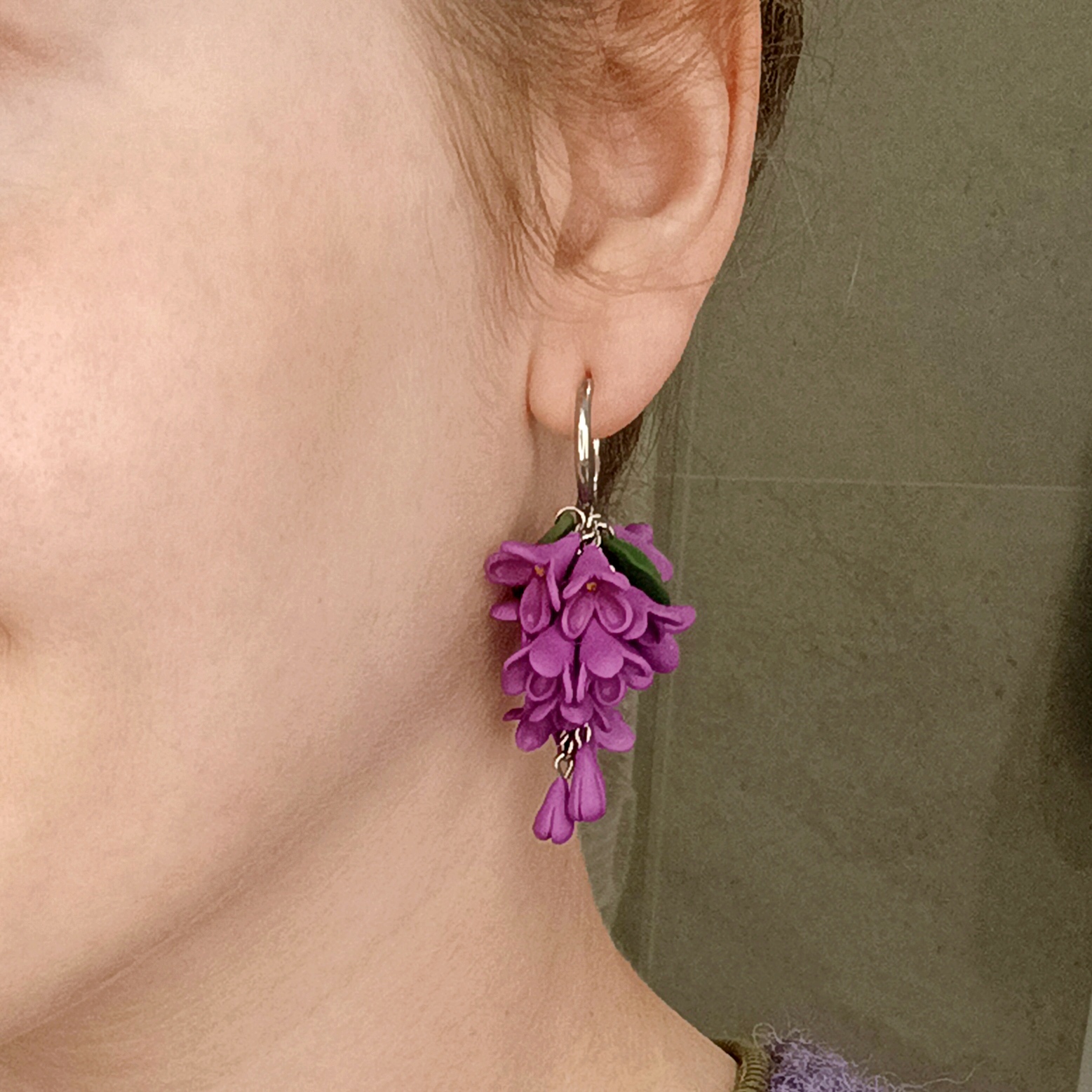 Kolczyki z kwiatami bzu