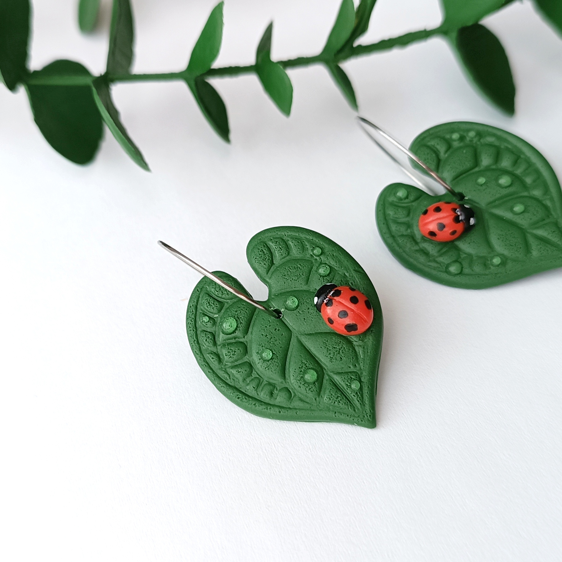 Kolczyki Liście z Modeliny