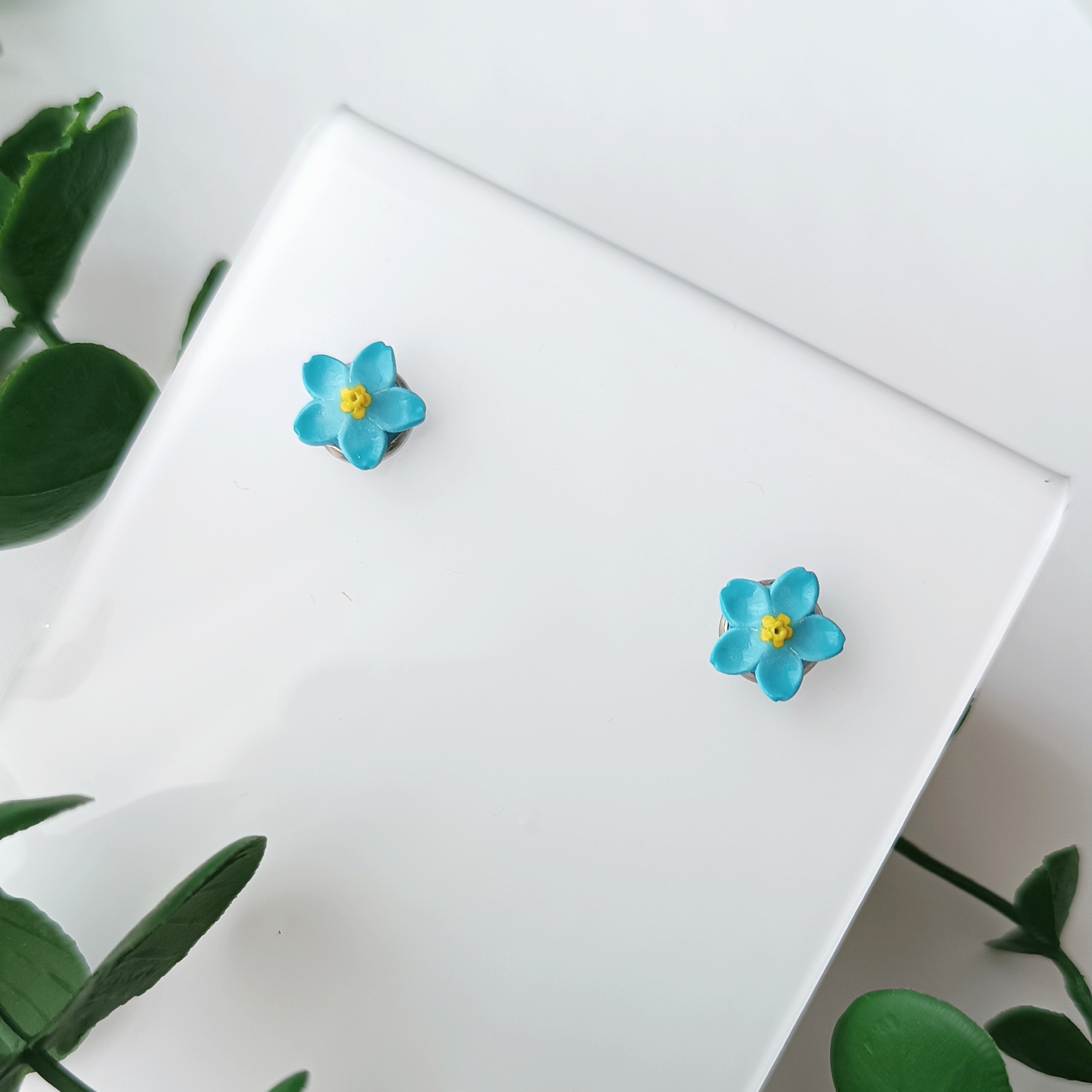 Kolczyki niezapominajki sztyfty