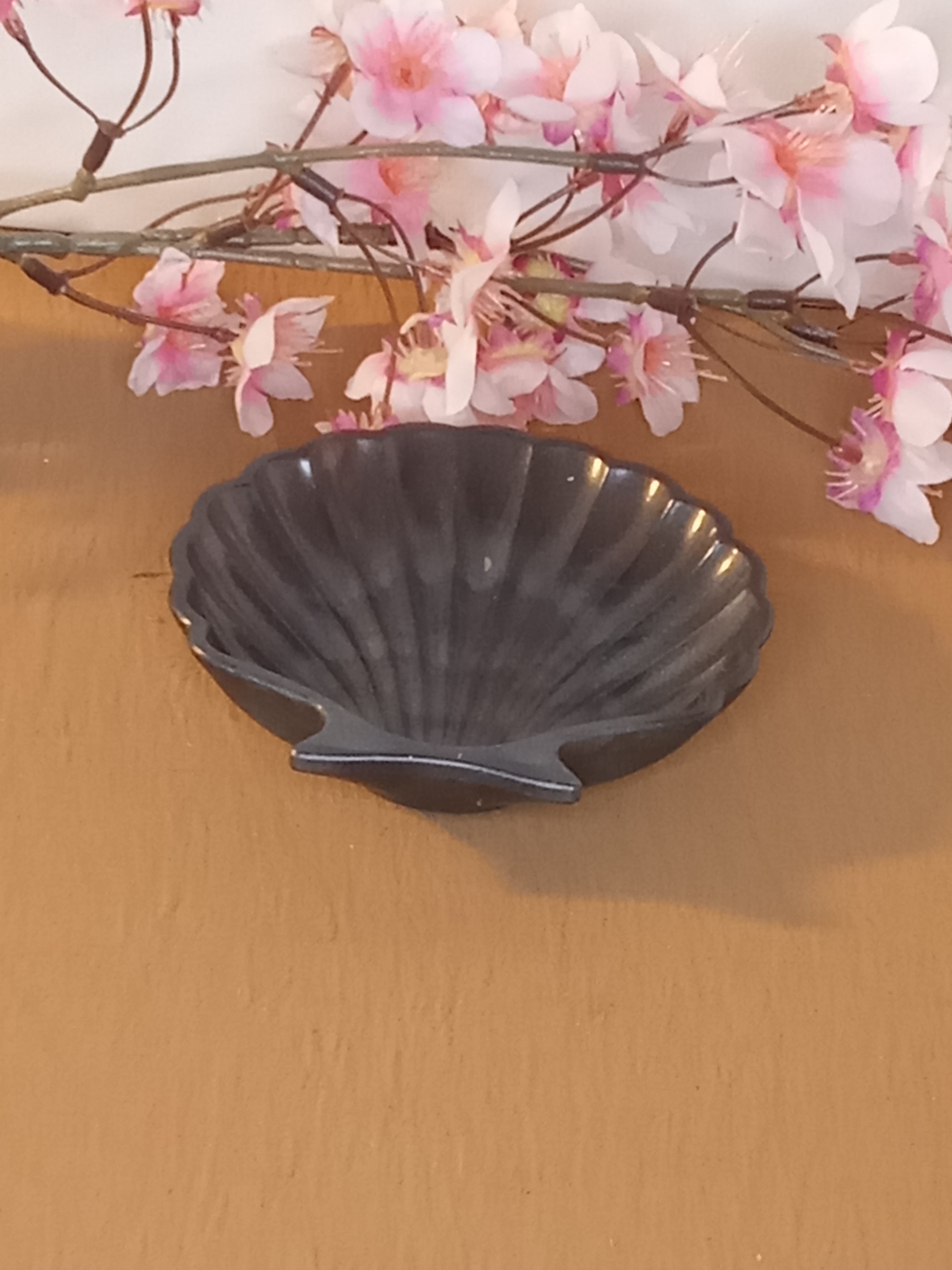 Vide poche coquillage gris