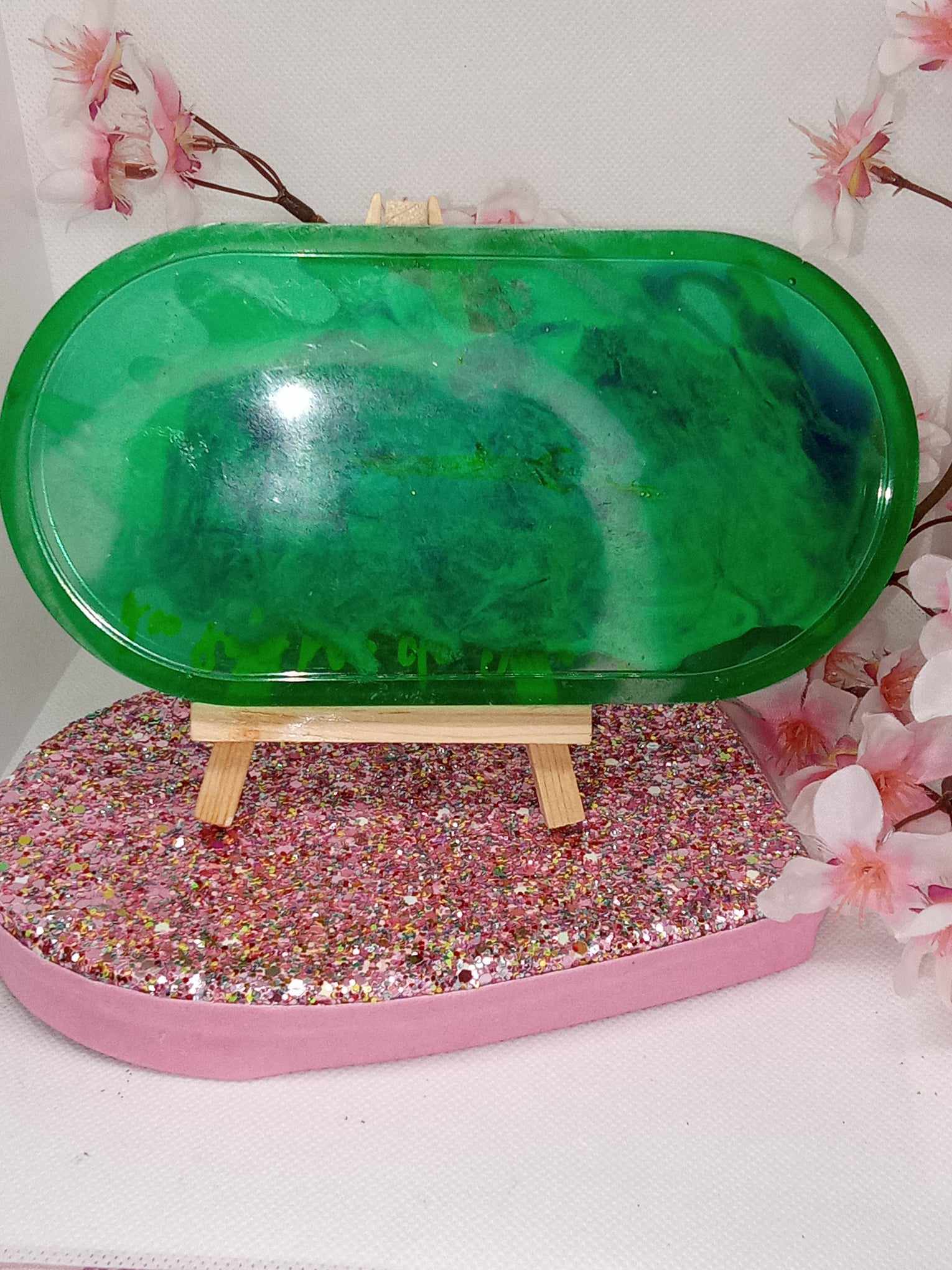 Vide poche ovale vert transparent 