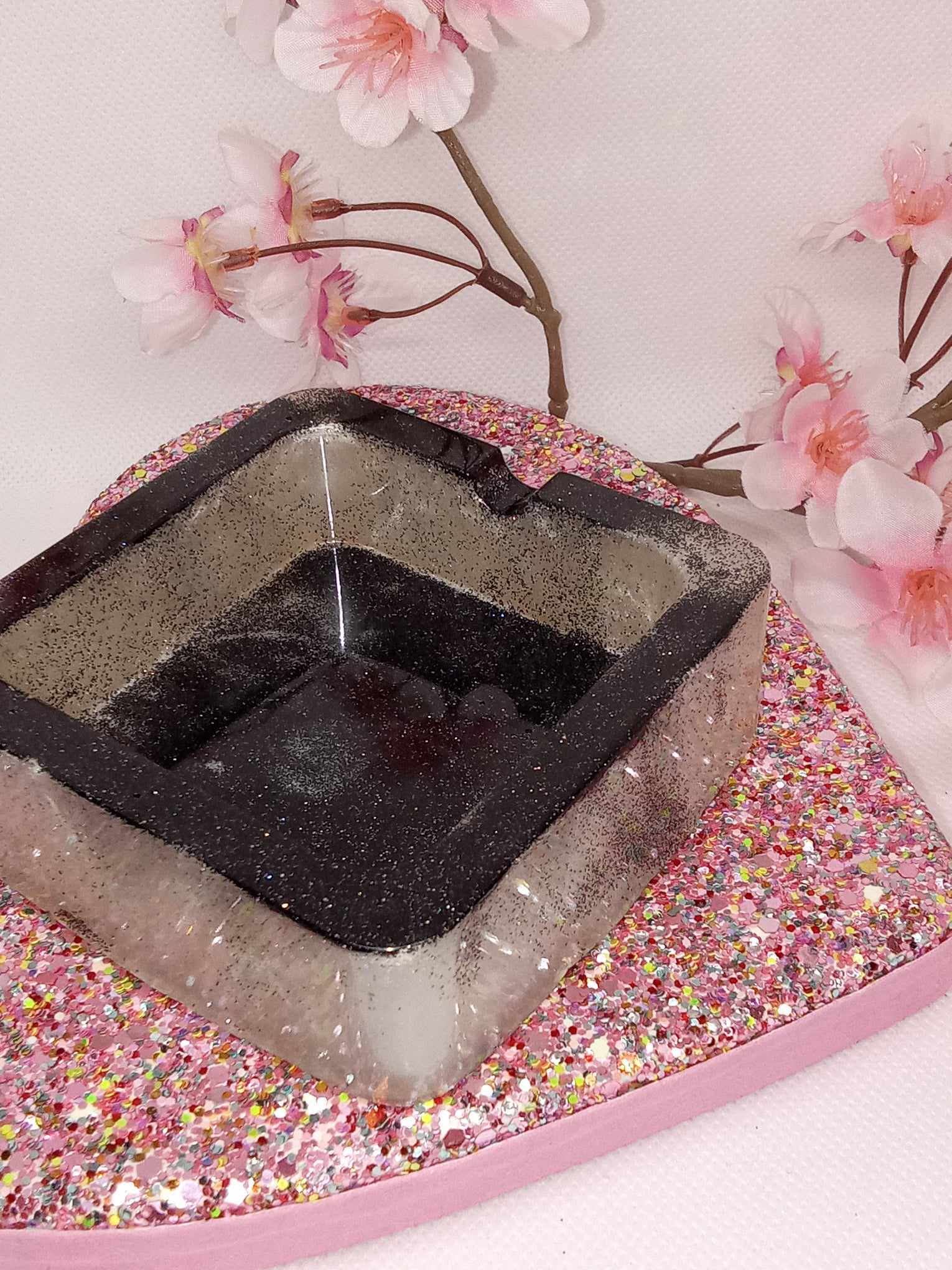 Cendrier carré gris pailleté