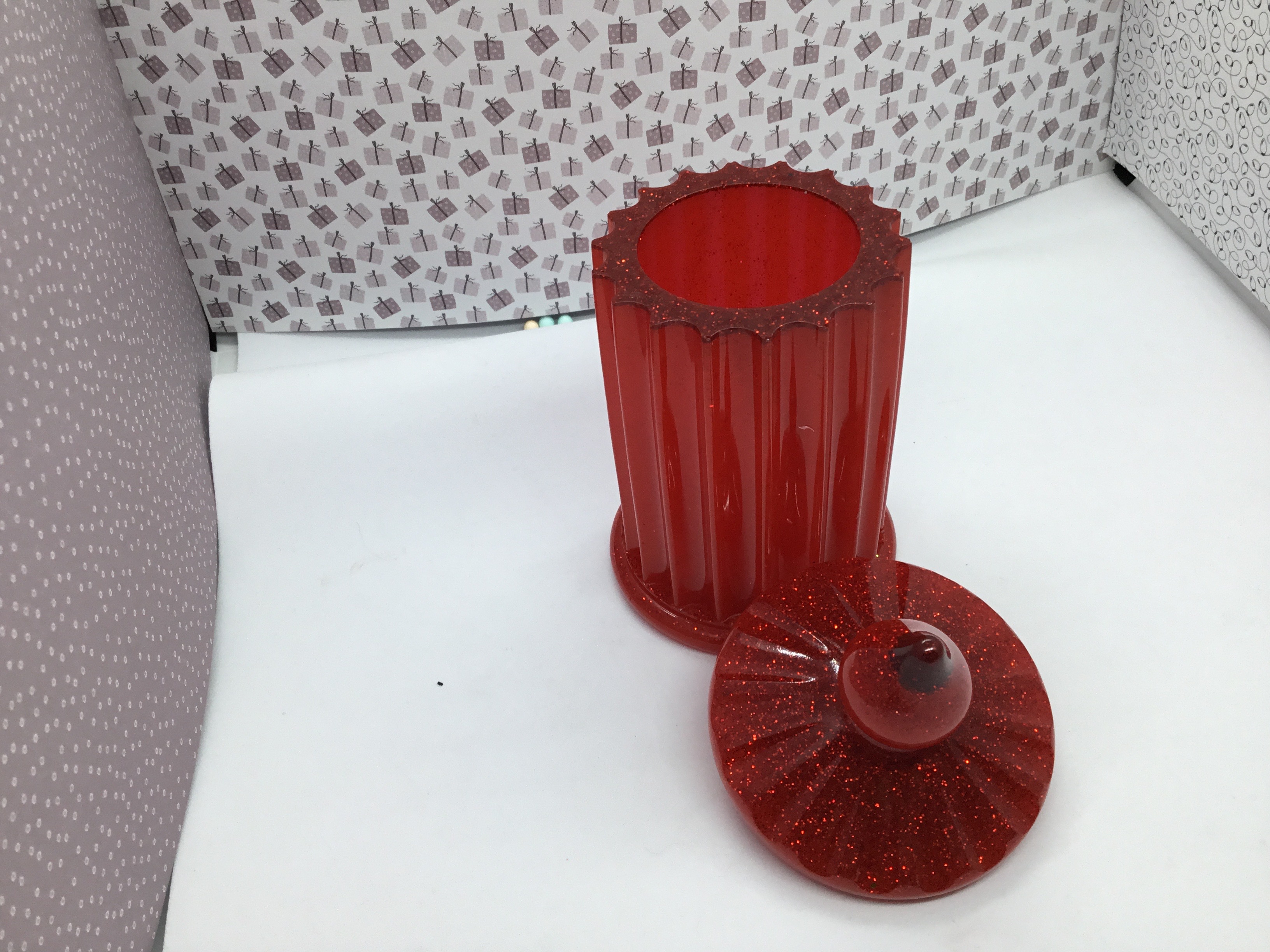 Pot de rangement rouge pailleté 