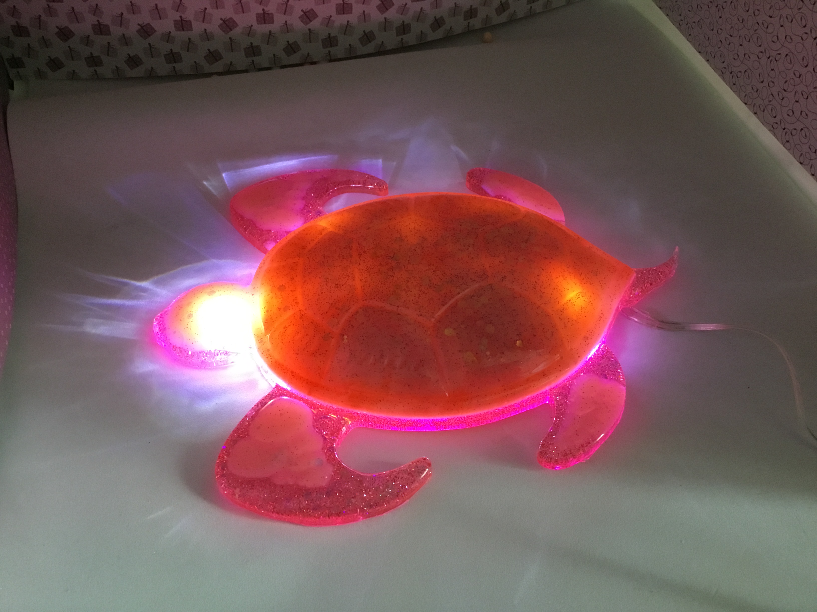 Veilleuse tortue rose