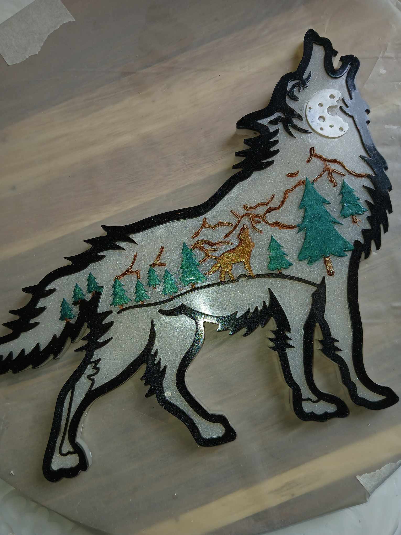 Décoration murale loup hurlant