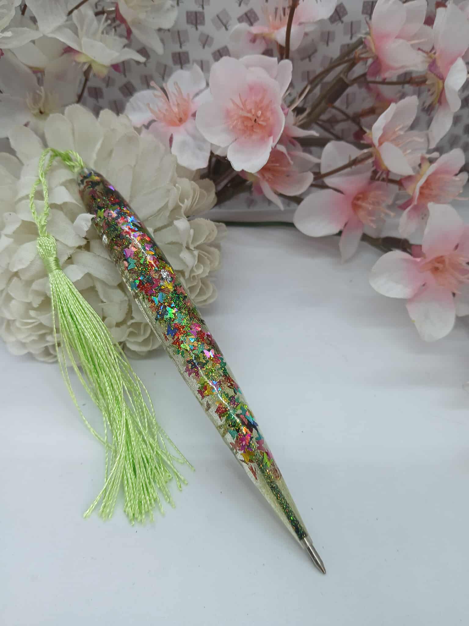 Stylo pailleté papillon de forme ovale
