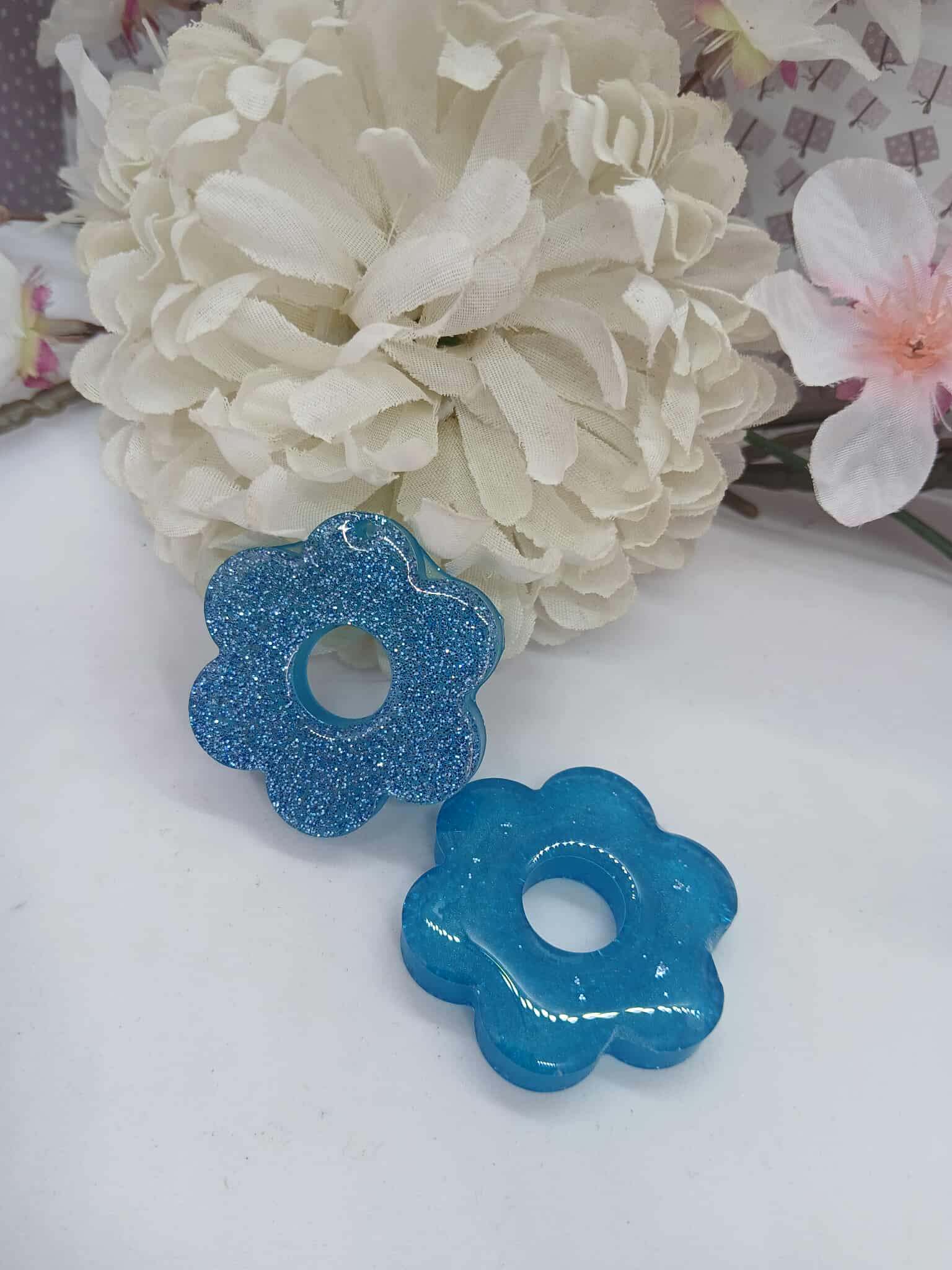 boucle doreilles en forme de fleur N°7