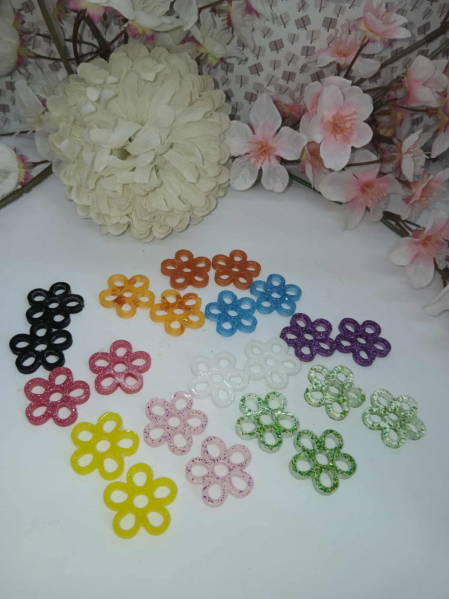 Boucles doreilles forme fleur 6 trous N°2