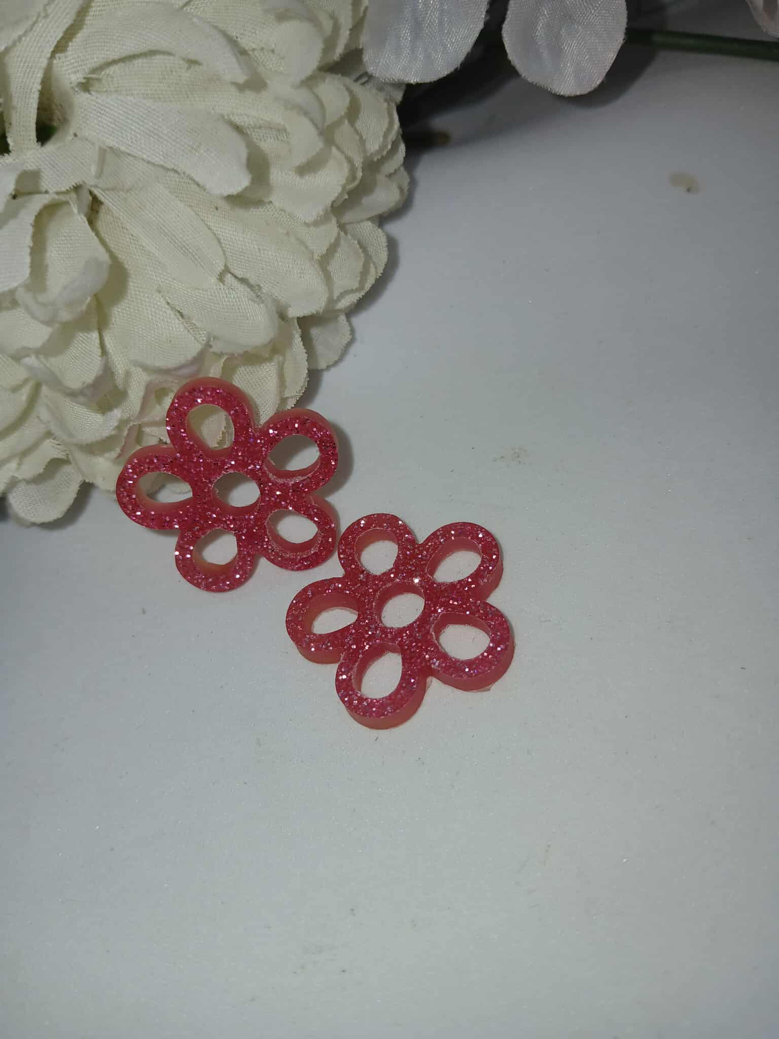 Boucles d’oreilles en forme de fleur 6 trous N°2