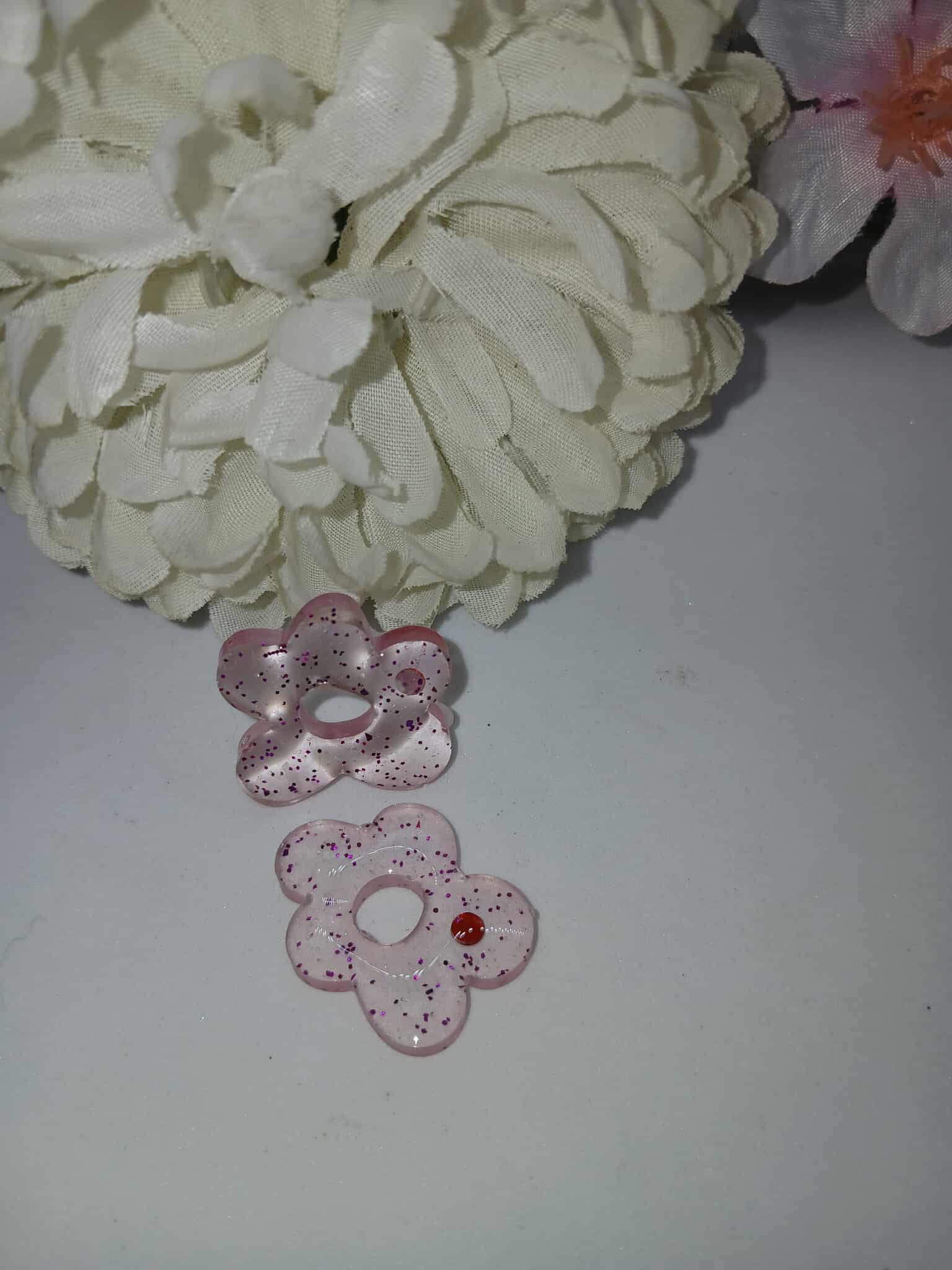 Boucles d'oreilles petit nuage N°1 rose pailletées