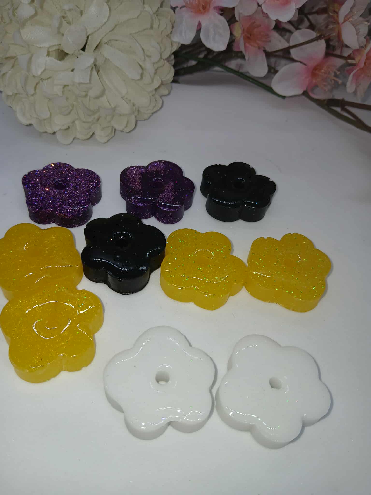 Boucle d'oreille fleur 5 pétales N°10 noir