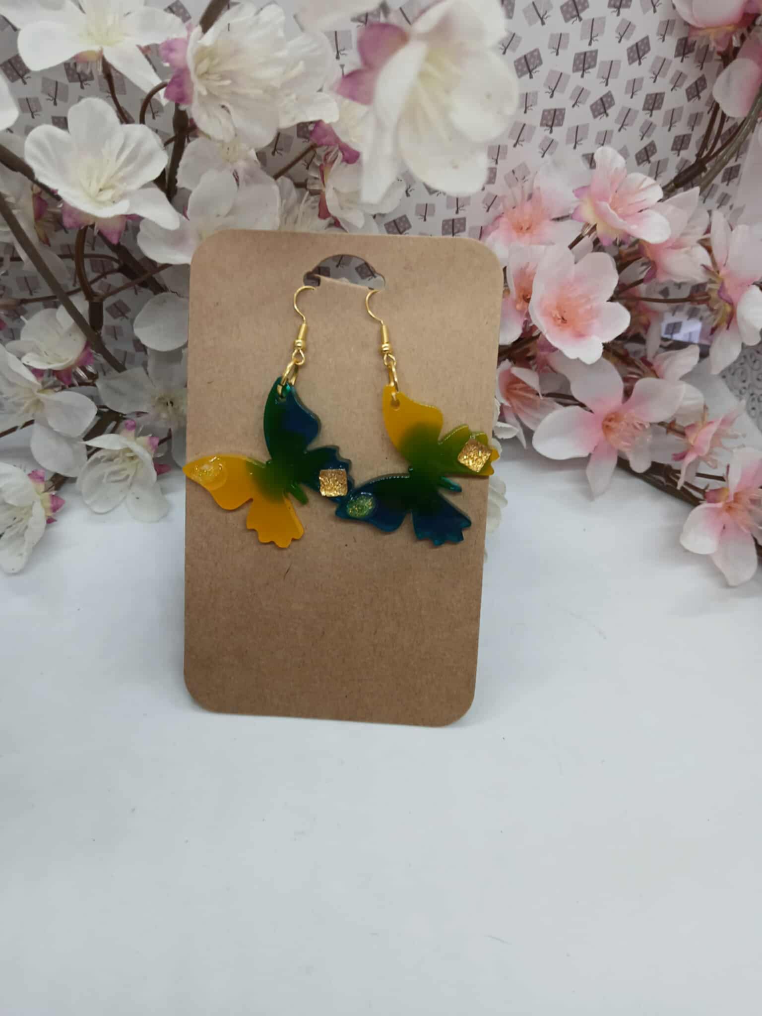 Boucles d’oreilles papillon bleu vert jaune