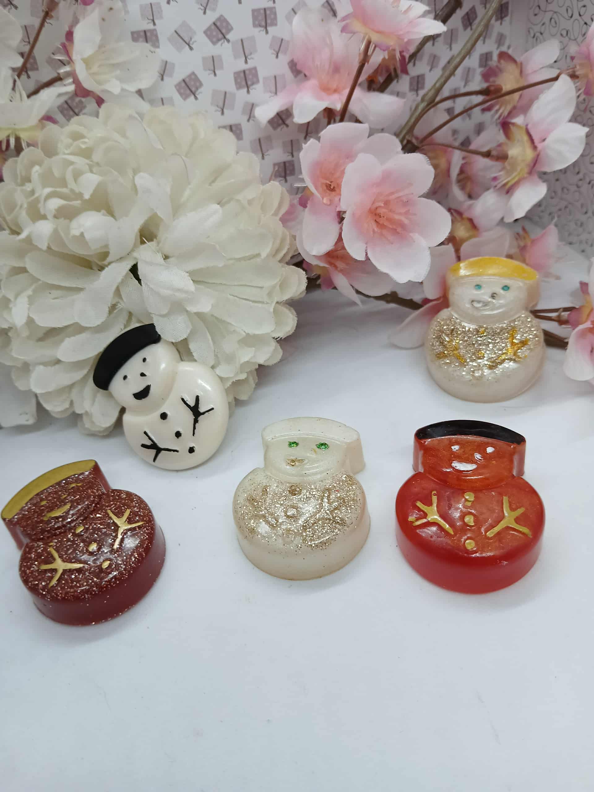 MAGNETS Petits bonhommes de neige décoratifs