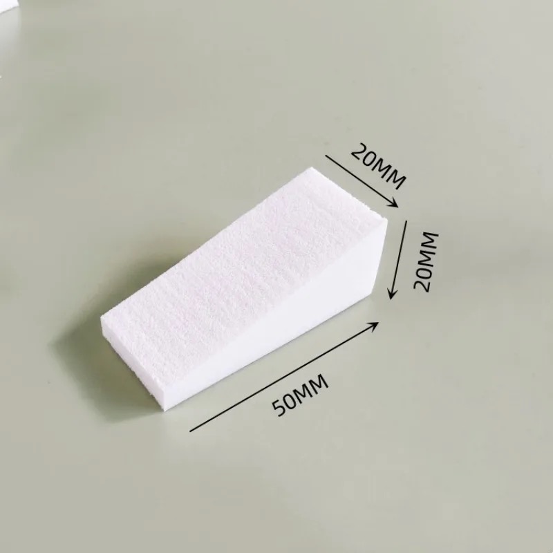 Soft triangle sponge for Ombre design 1pcs.