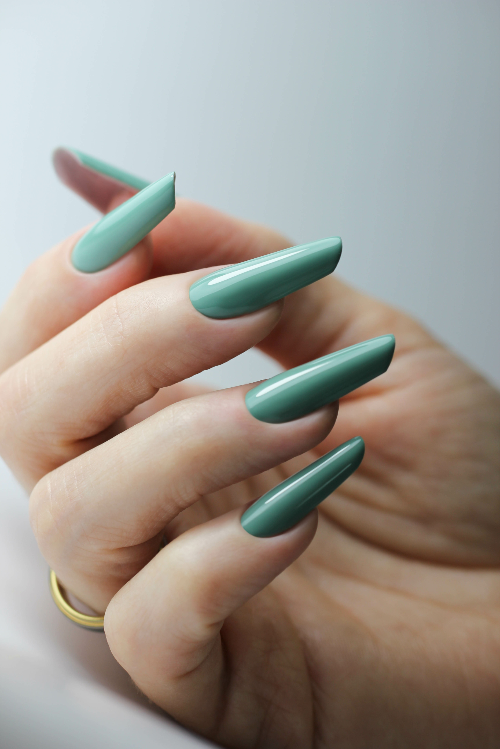 Victoria Boro GEL POLISH B26