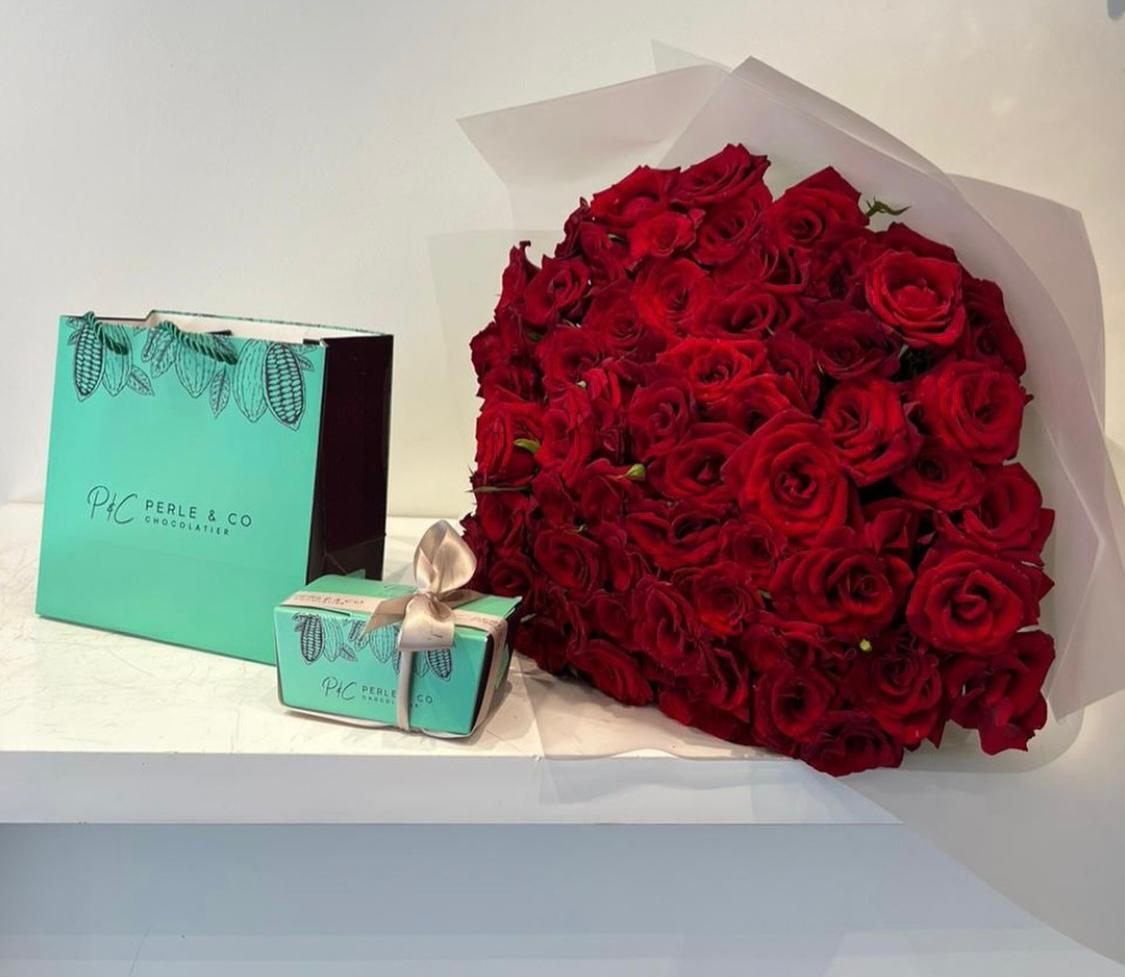 Bouquet de 20 roses rouges +  Chocolat Jeef de Bruges