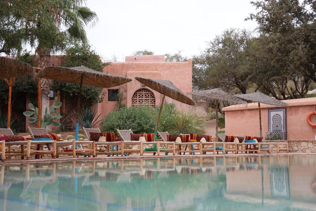 :  🌿 Mariage bohème au Paradis Nomade – Agadir 🕊️