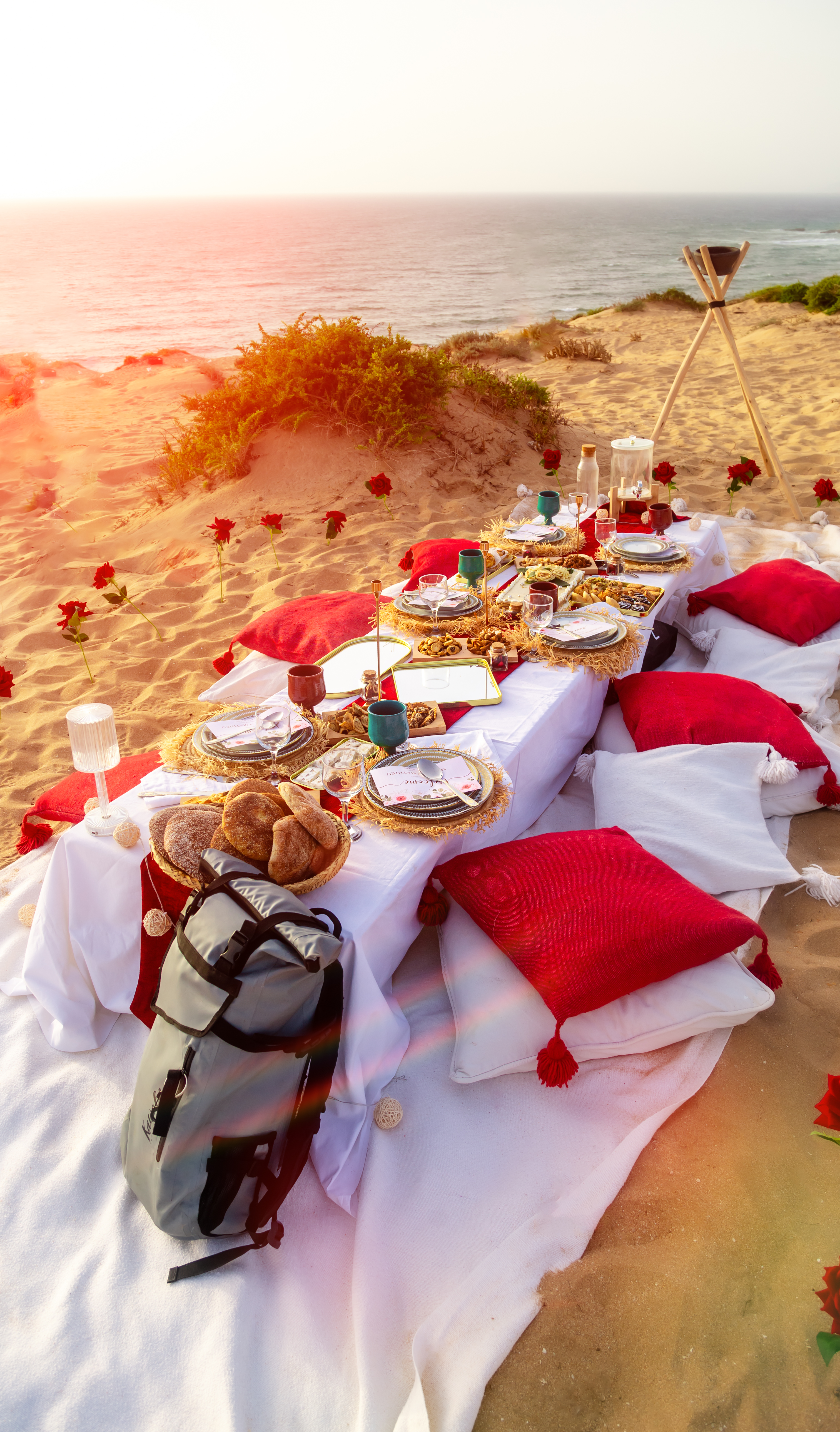 💎 Offre Mariage VIP au Maroc — 2 Nuits dans les Dômes ⛺ + Cérémonie Symbolique à Tamri 🏜 + Expériences Exclusives