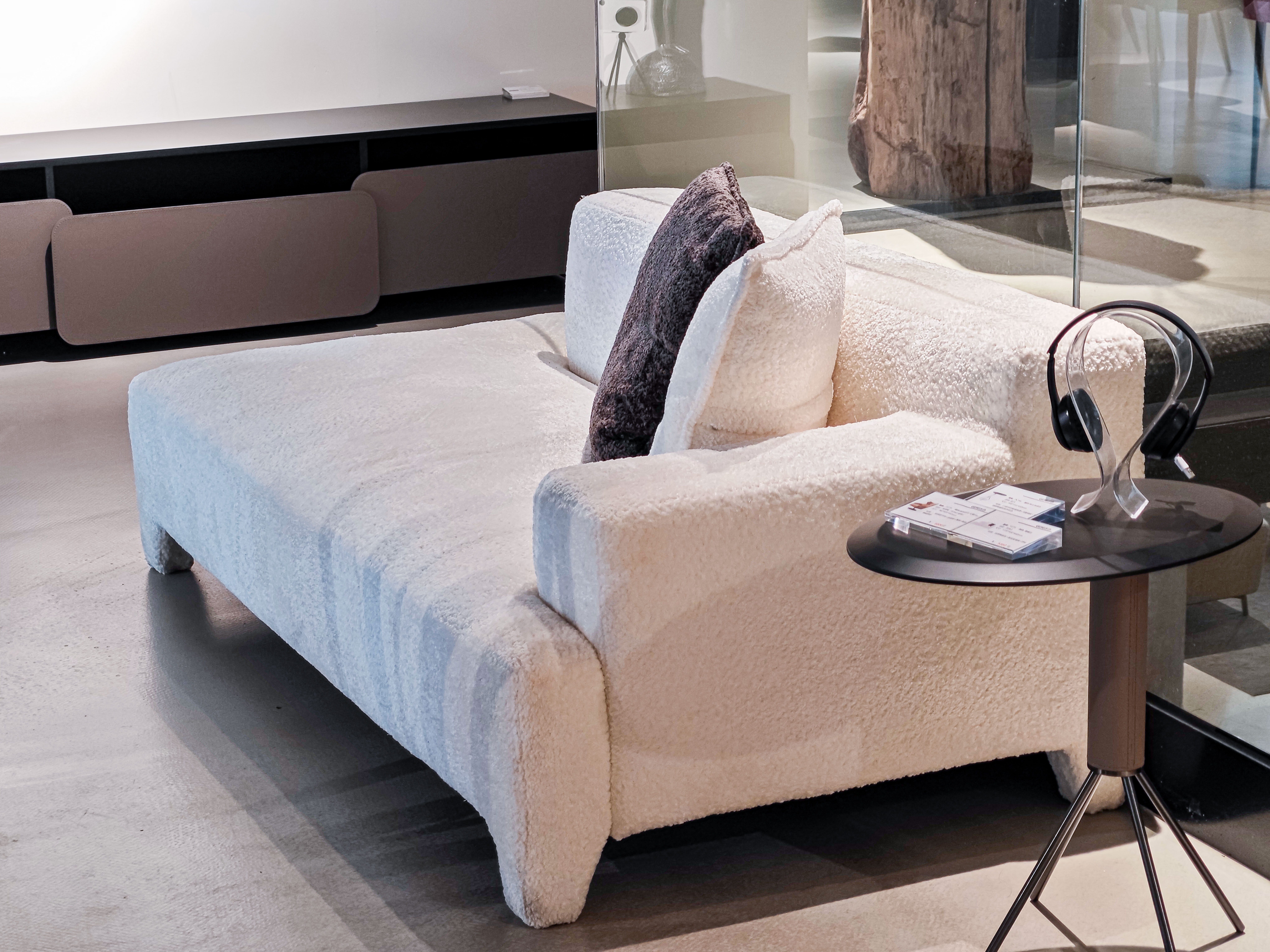 Sofa V273