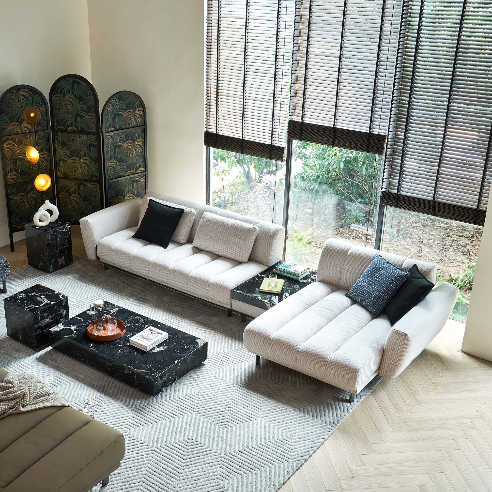 Sofa V663