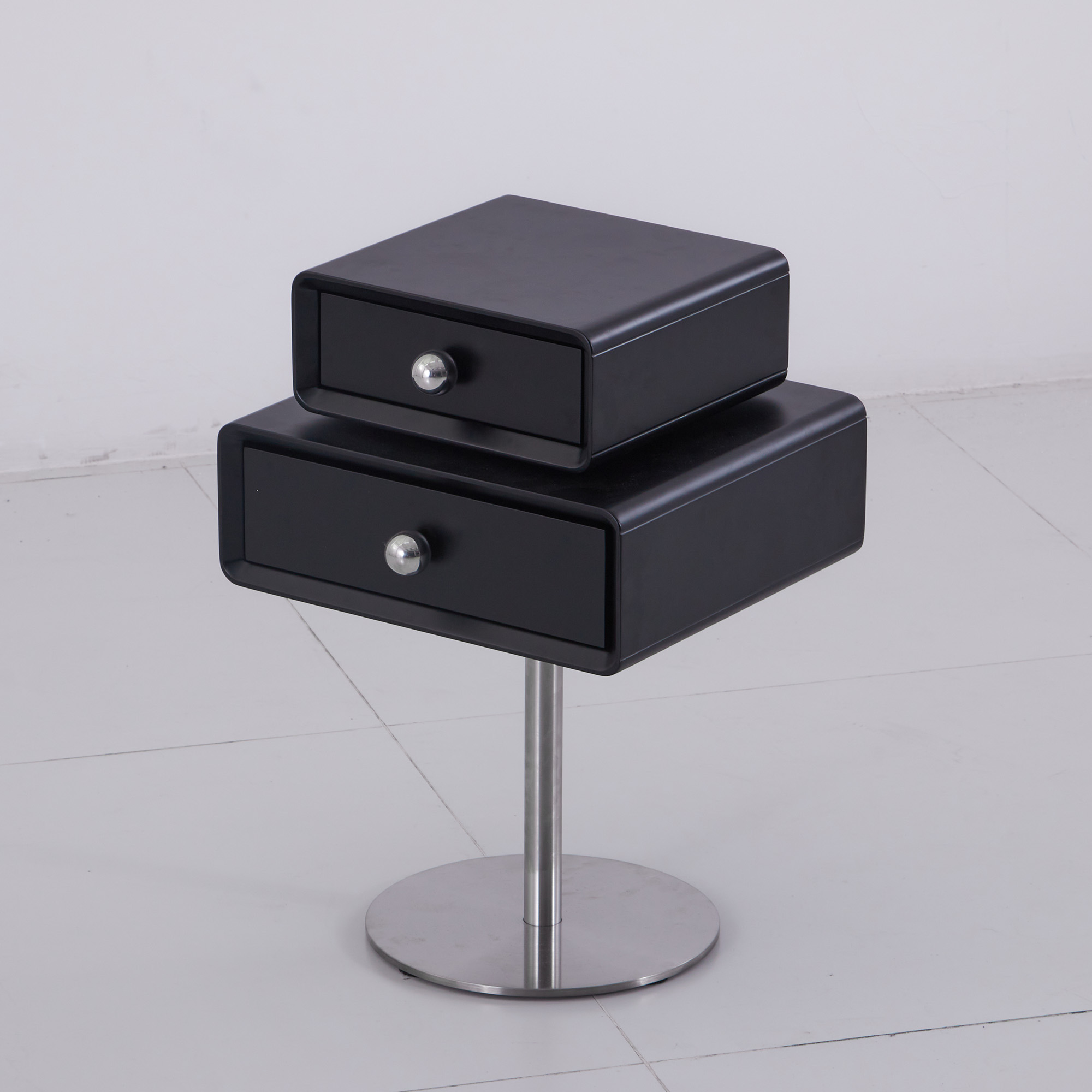 Naktinis Staliukas FL086