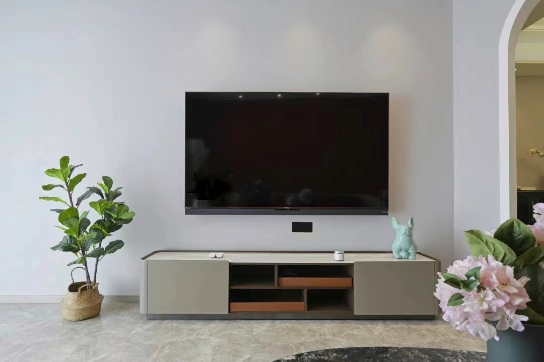 TV Staliukas FD138