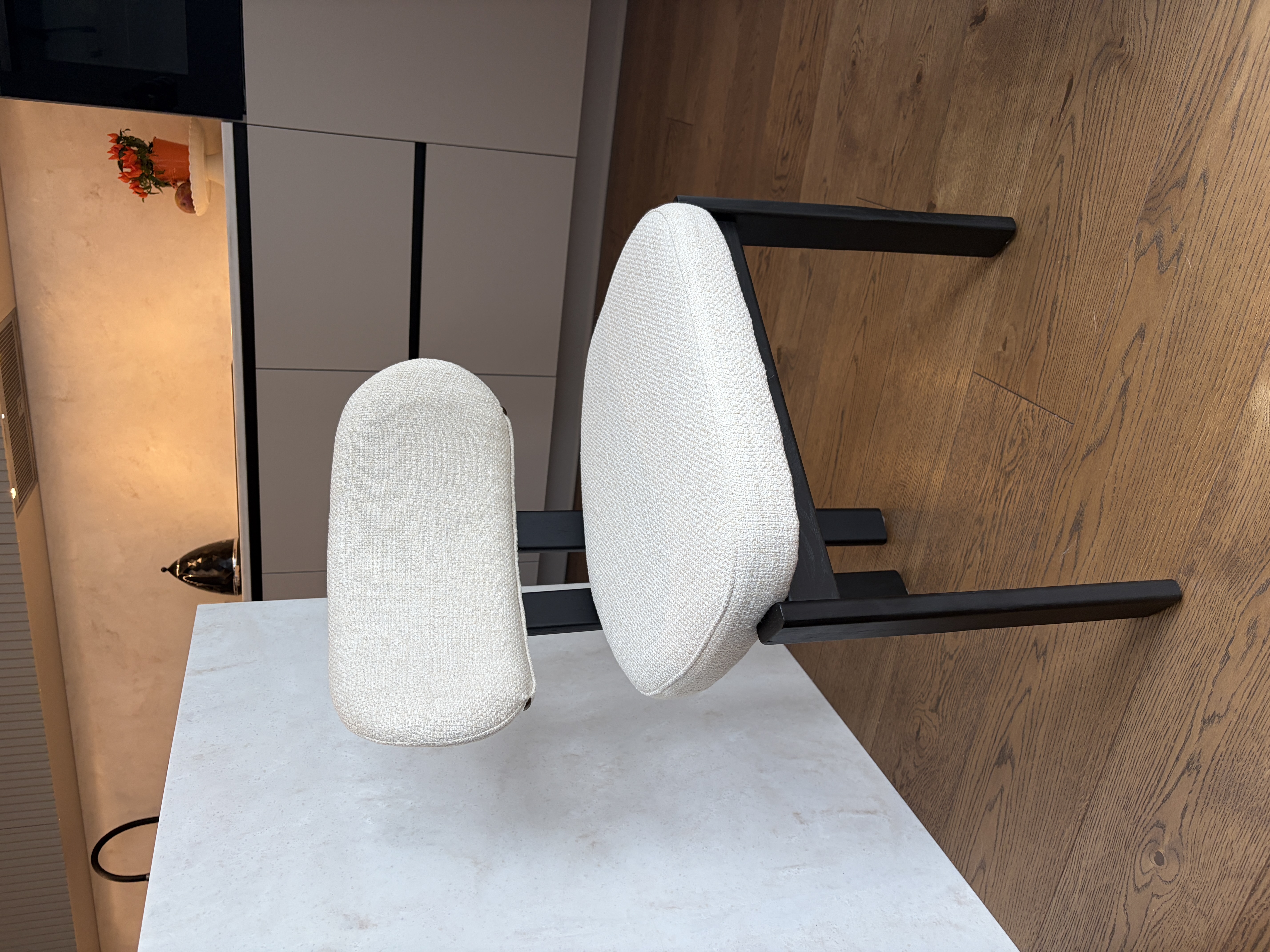 Valgomojo kėdė B89