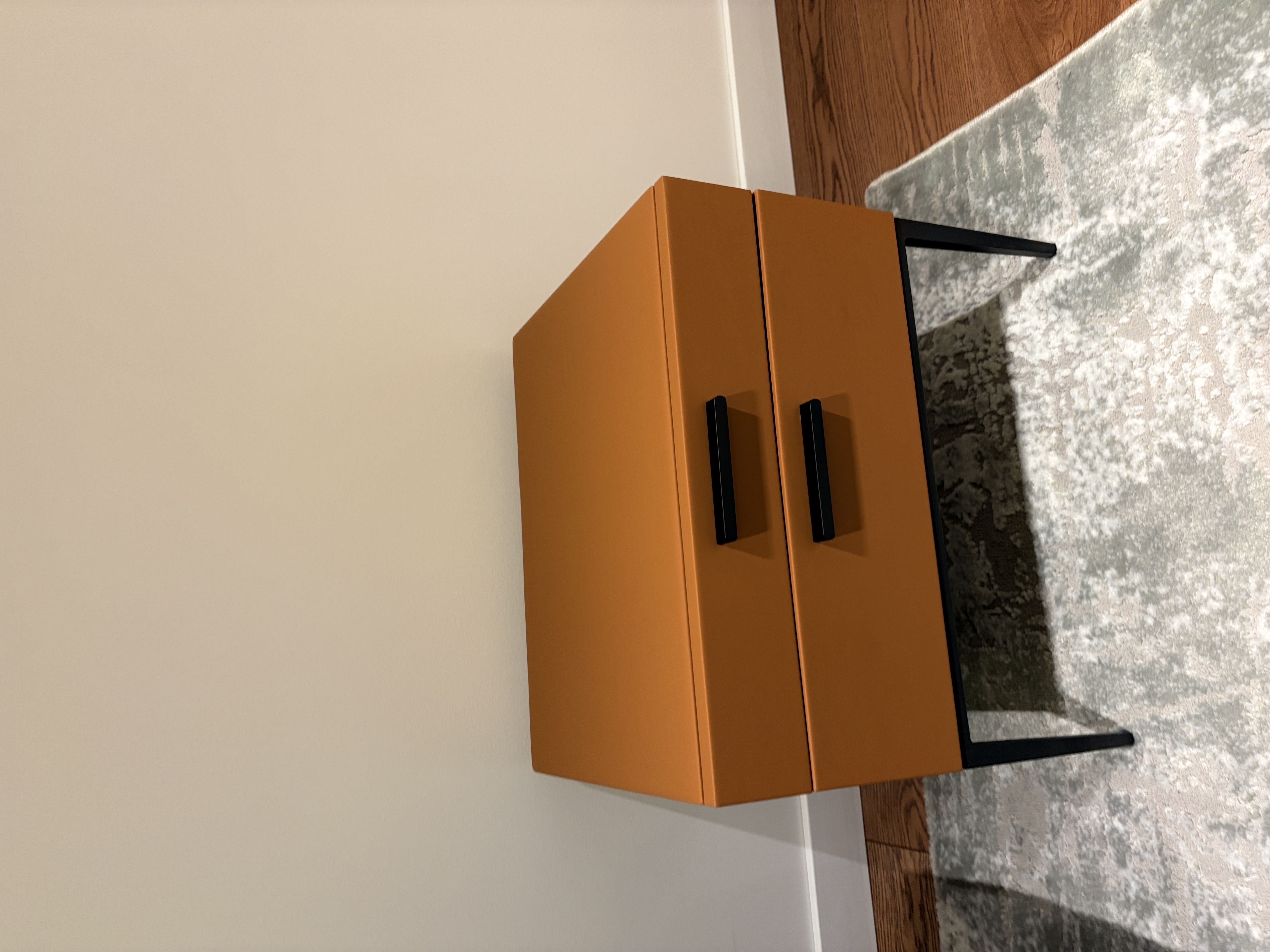 Odinis Naktinis staliukas FL778