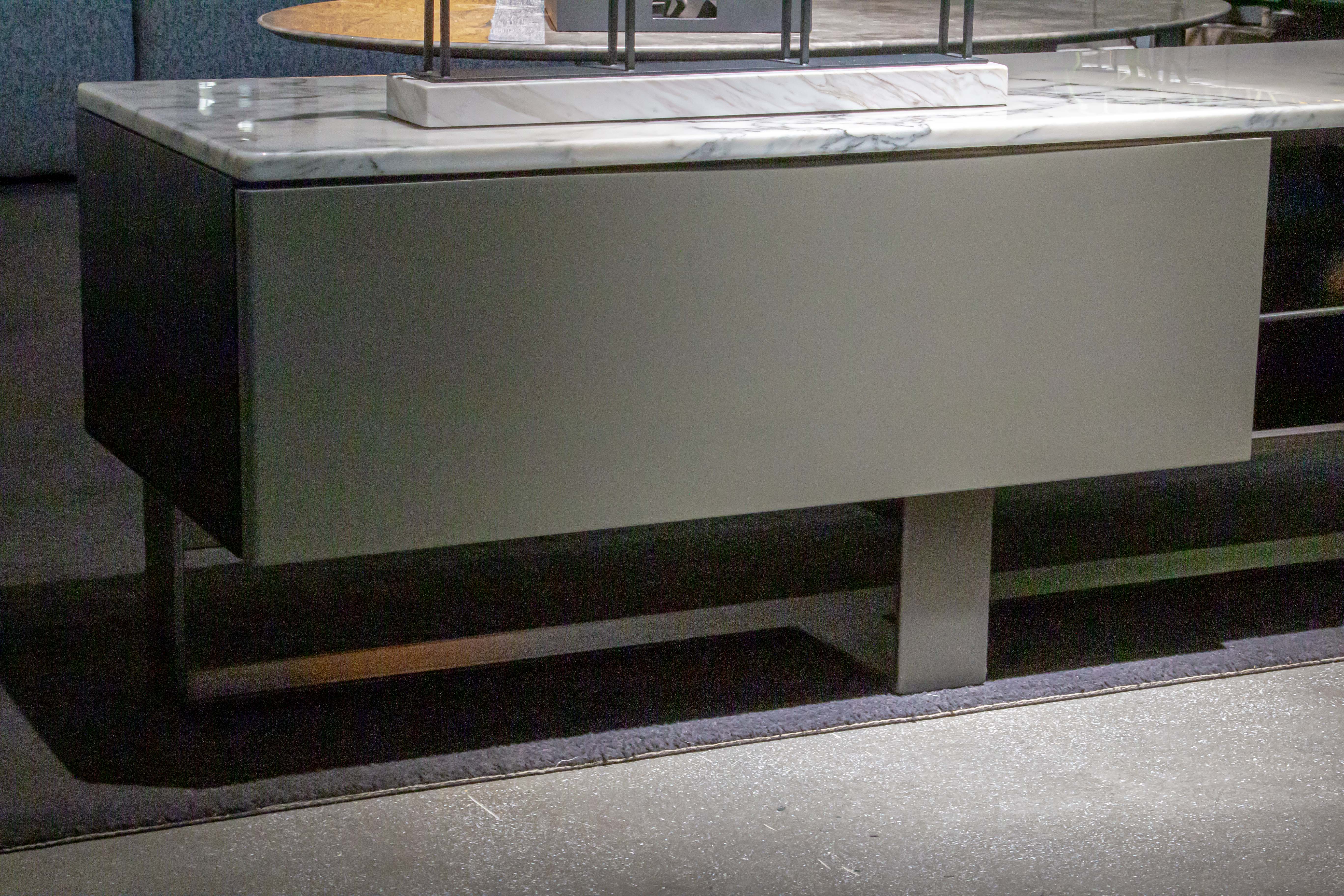 TV Staliukas FD234