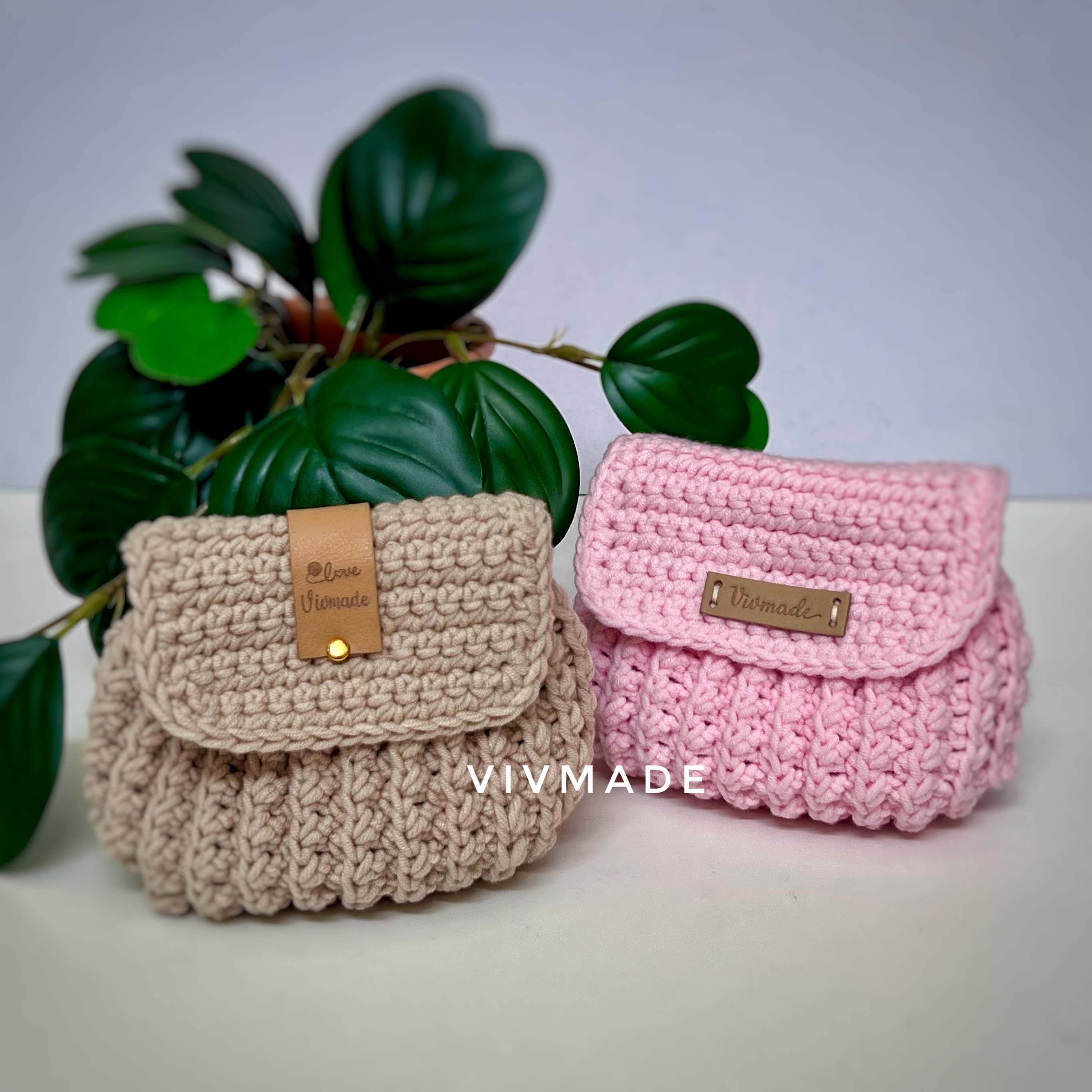 Nano and Mini Pouch