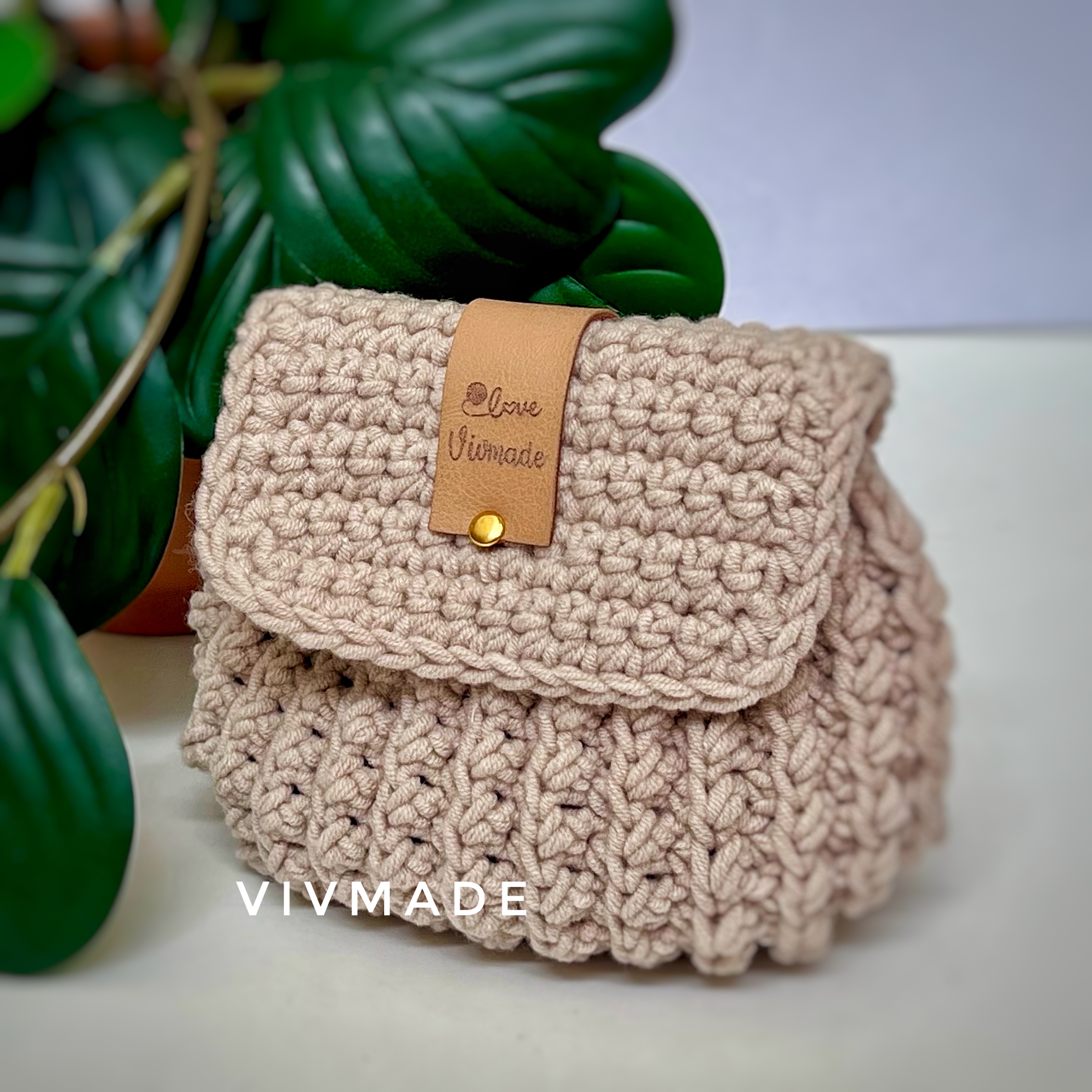 Nano and Mini Pouch