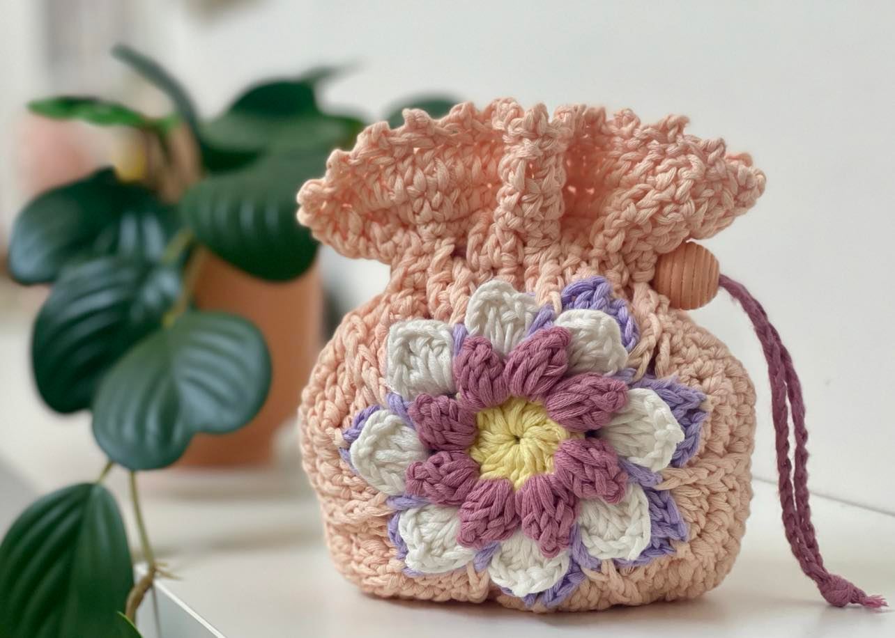 Flower Drawstring Pouch