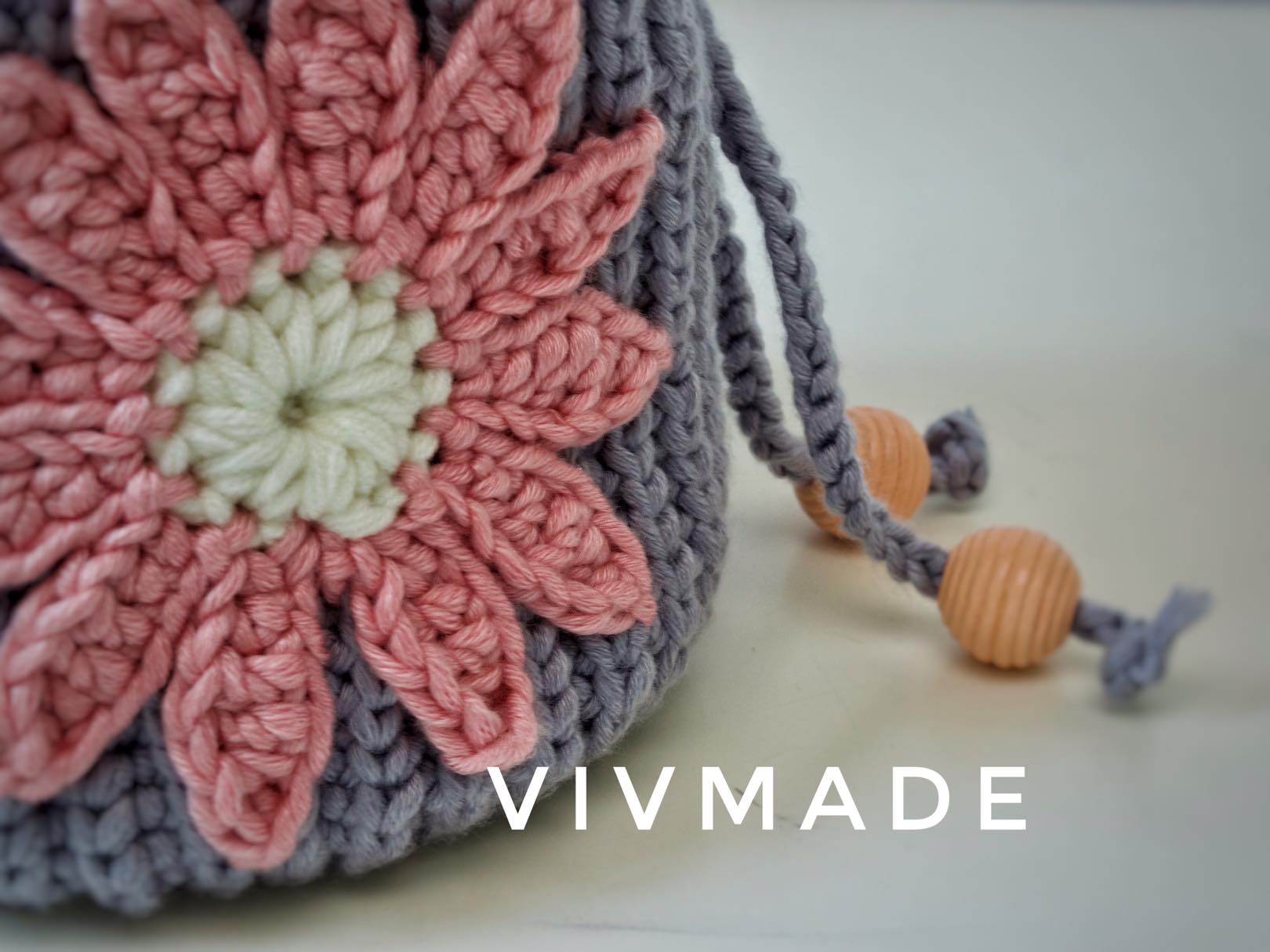 Drawstring Bag ~ Daisy