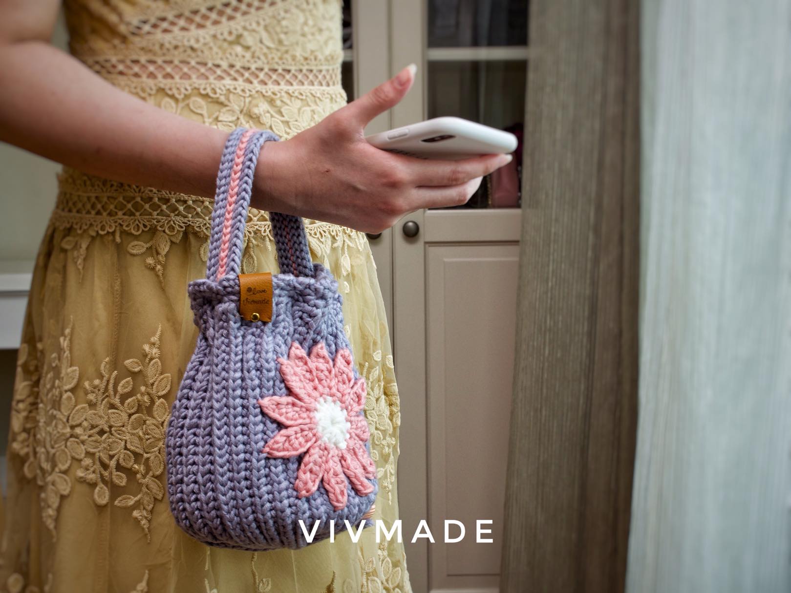 Drawstring Bag ~ Daisy