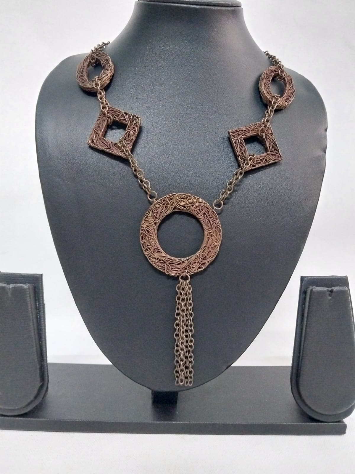 Health and Style: Pure Copper Necklace