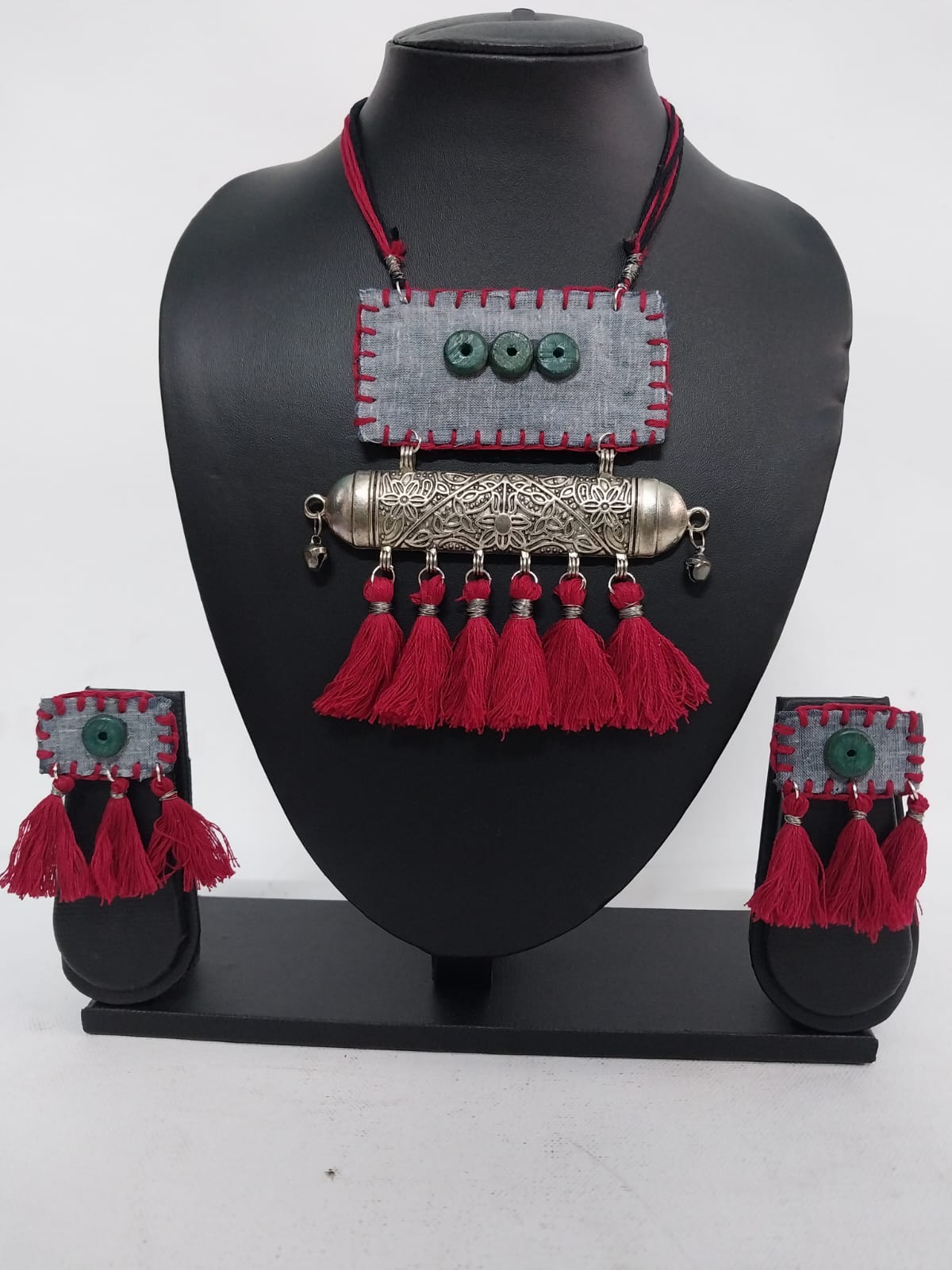 Oxidized Silver Necklace with Earrings