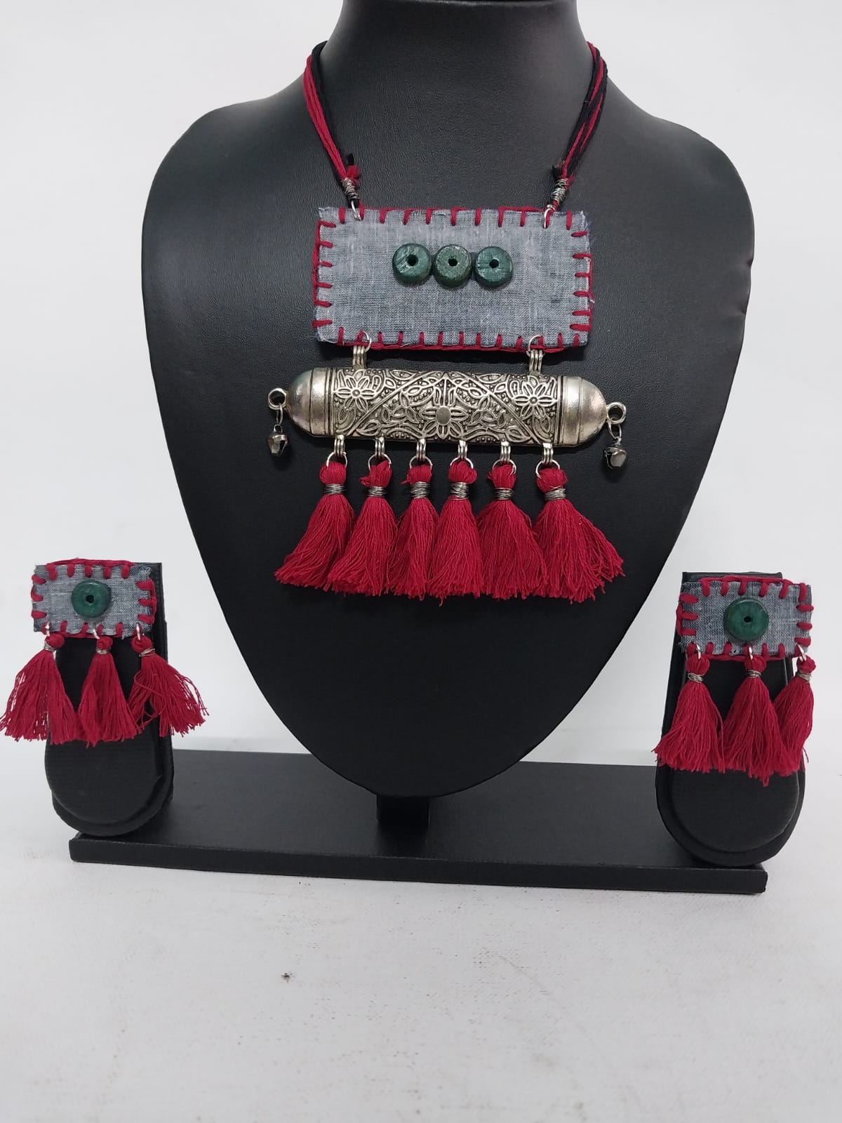 Oxidized Silver Necklace with Earrings