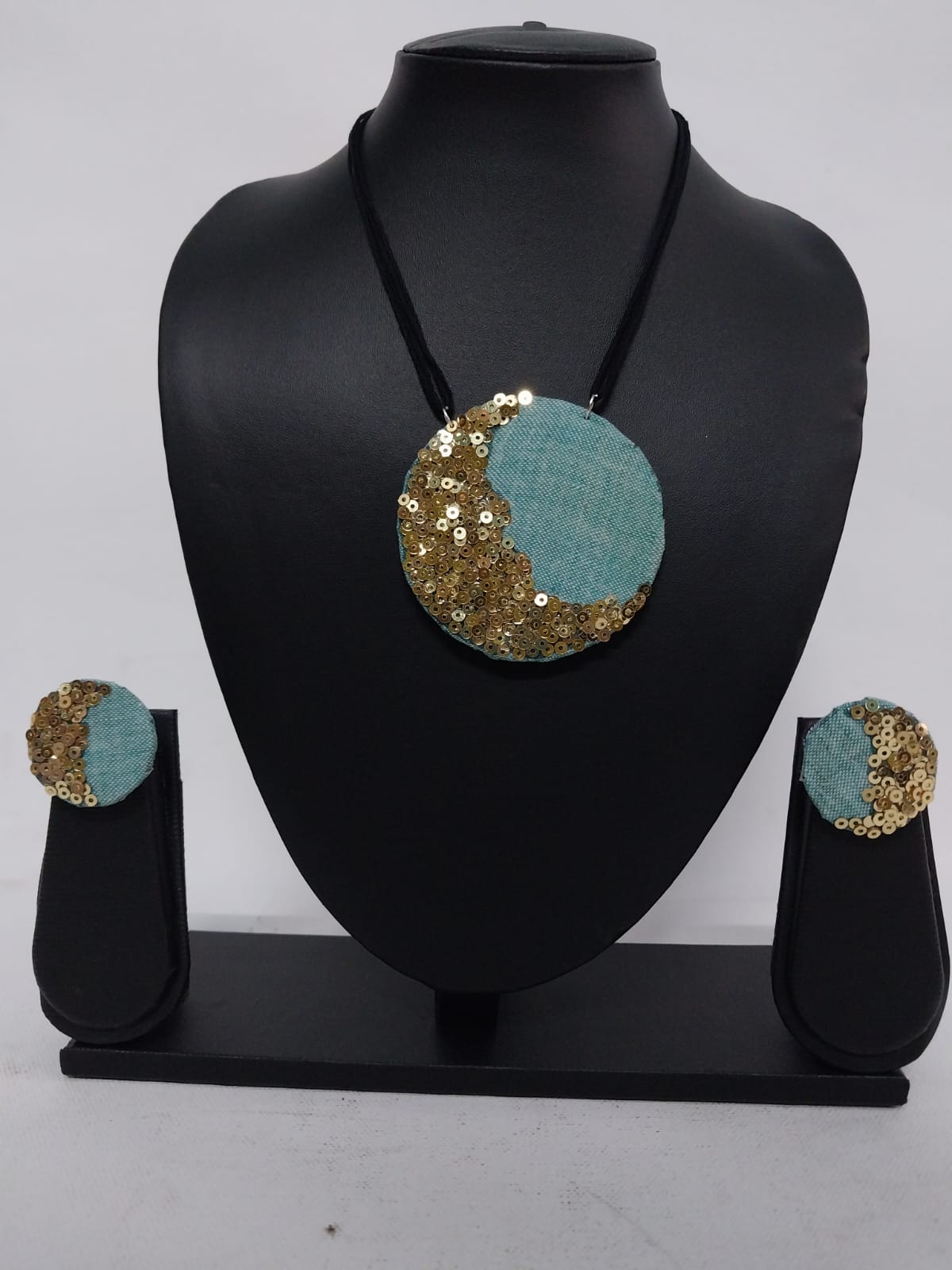 Sequin Sparkle: Fabric and Sequins Necklace with Earrings
