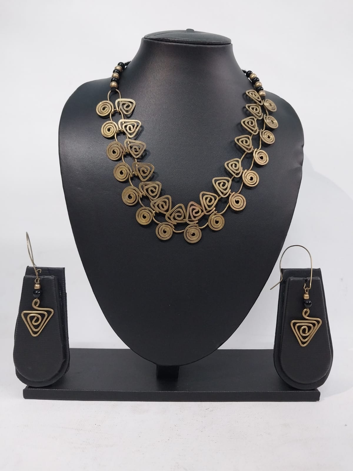 Health and Style: Pure Copper Necklace with Earrings