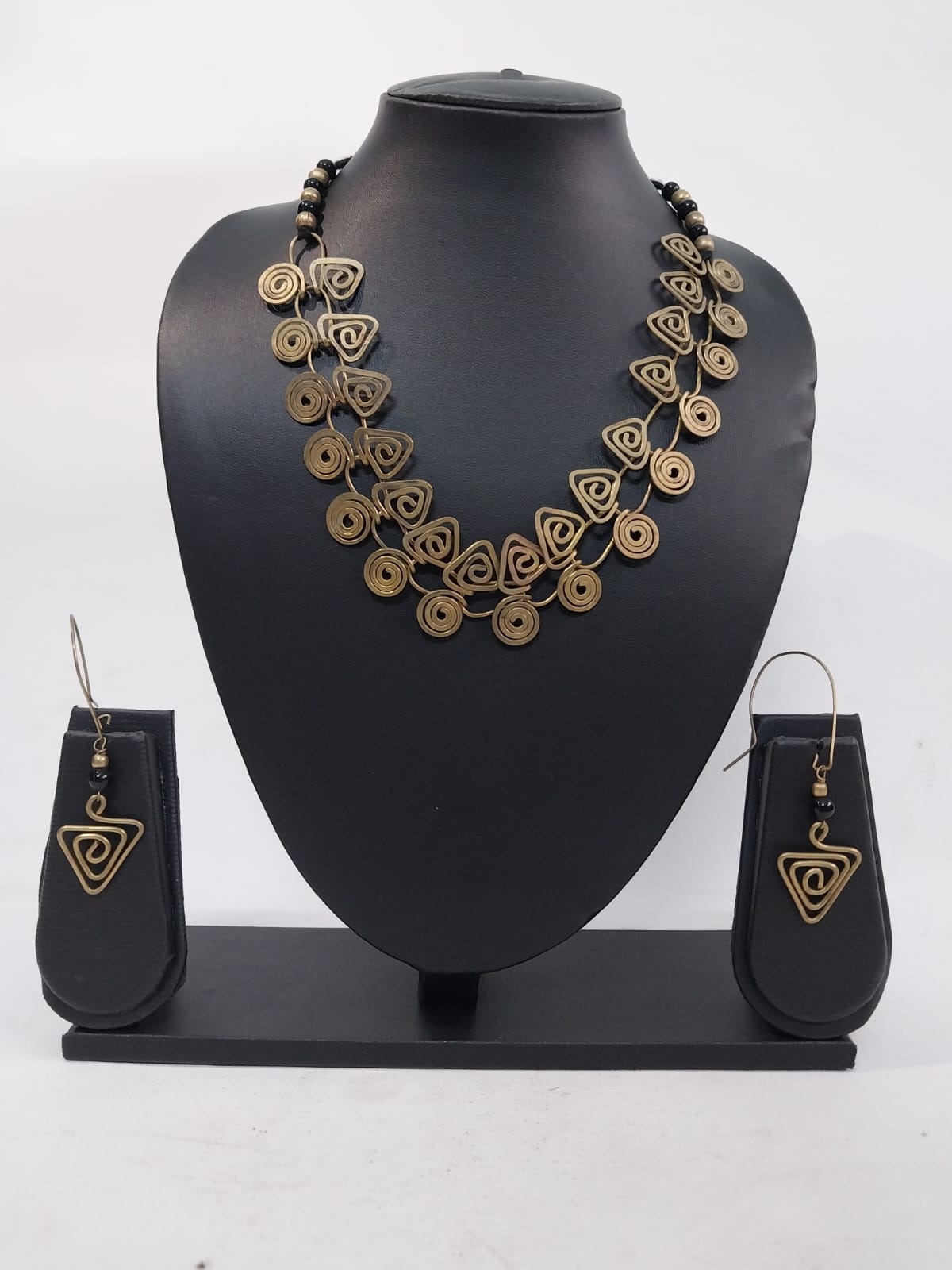 Health and Style: Pure Copper Necklace with Earrings