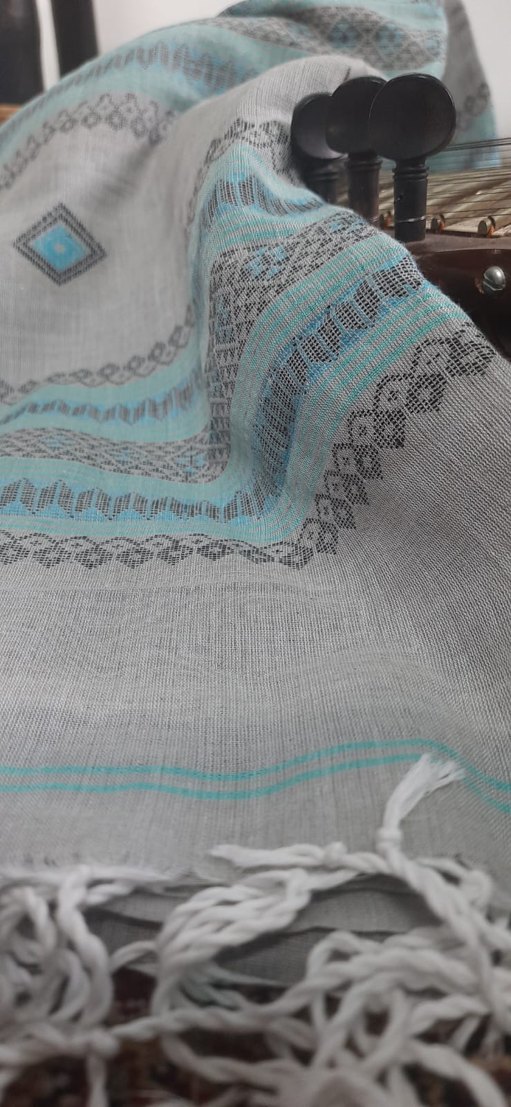 Elegance in Simplicity: Khadi Cotton Saree with Woven Design