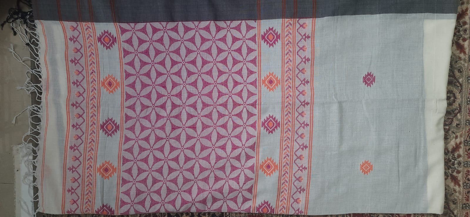 Elegance in Simplicity: Handloom Khadi Cotton Saree with Woven Design