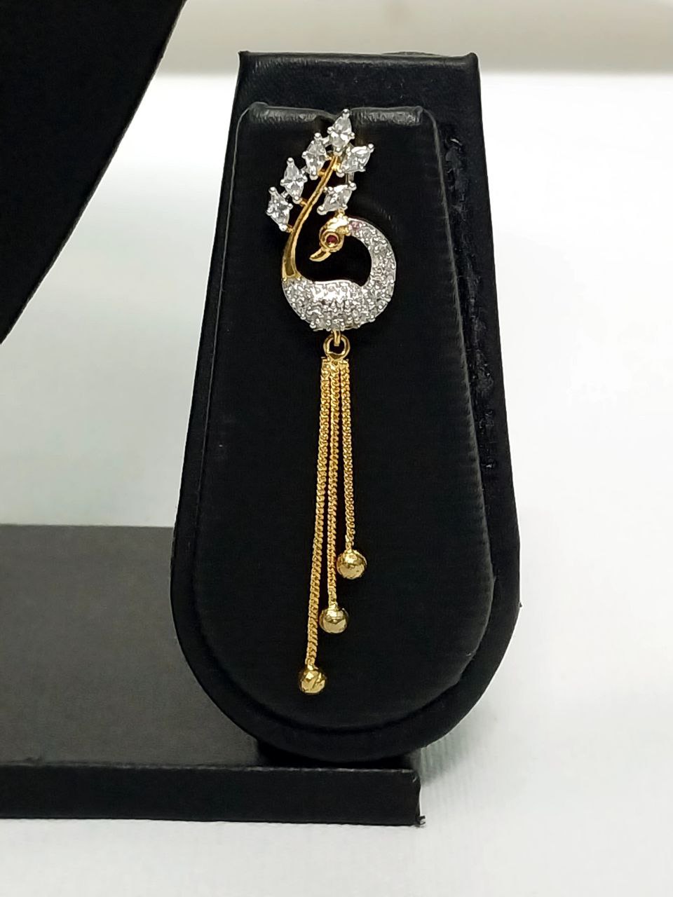 Exquisite Earrings made of White Stones