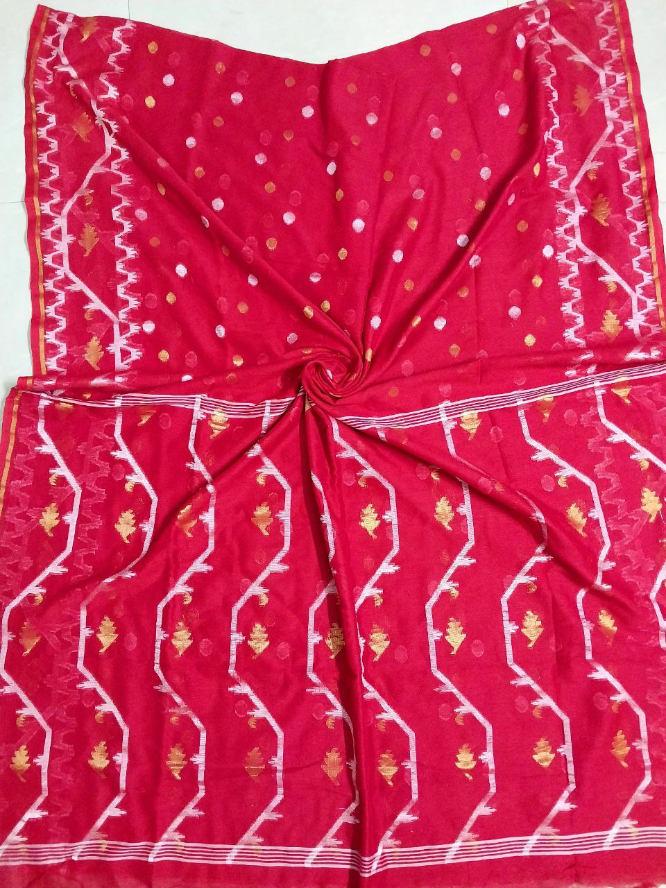 Exclusive Jamdani Work on Pure Handloom Cotton Saree