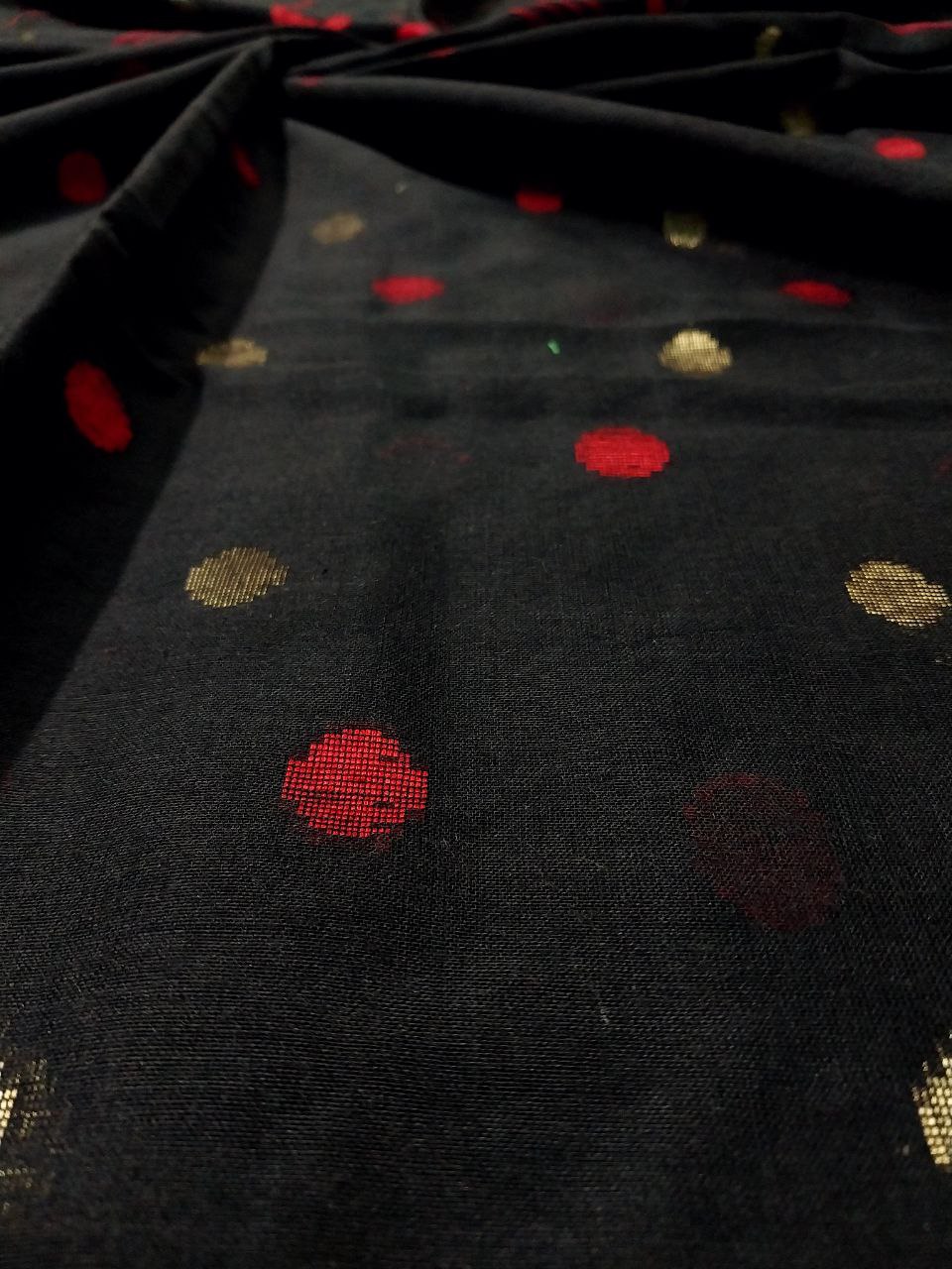 Exclusive Jamdani Work on Pure Handloom Cotton Saree