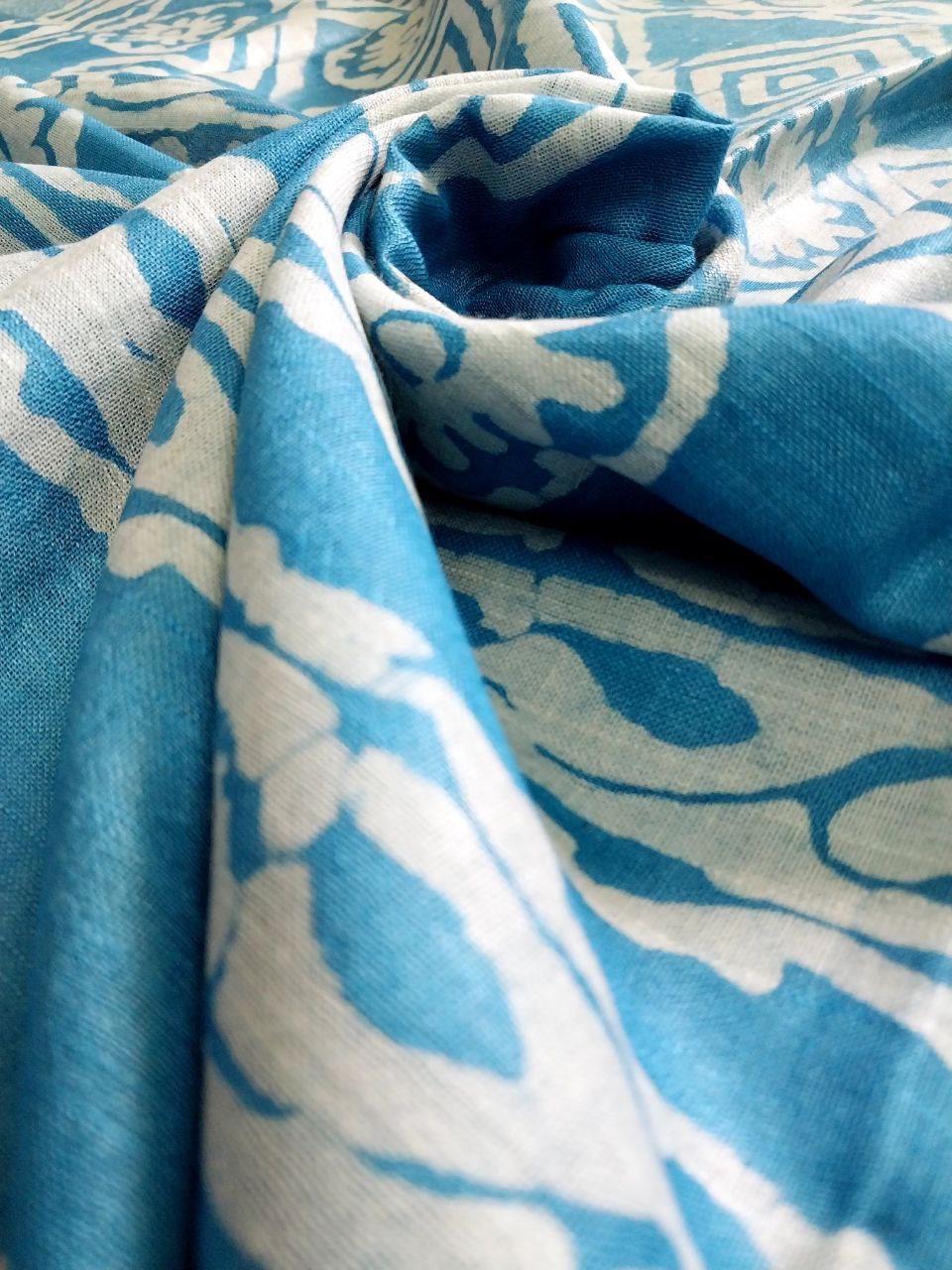 Linen Saree with Batik Print Design